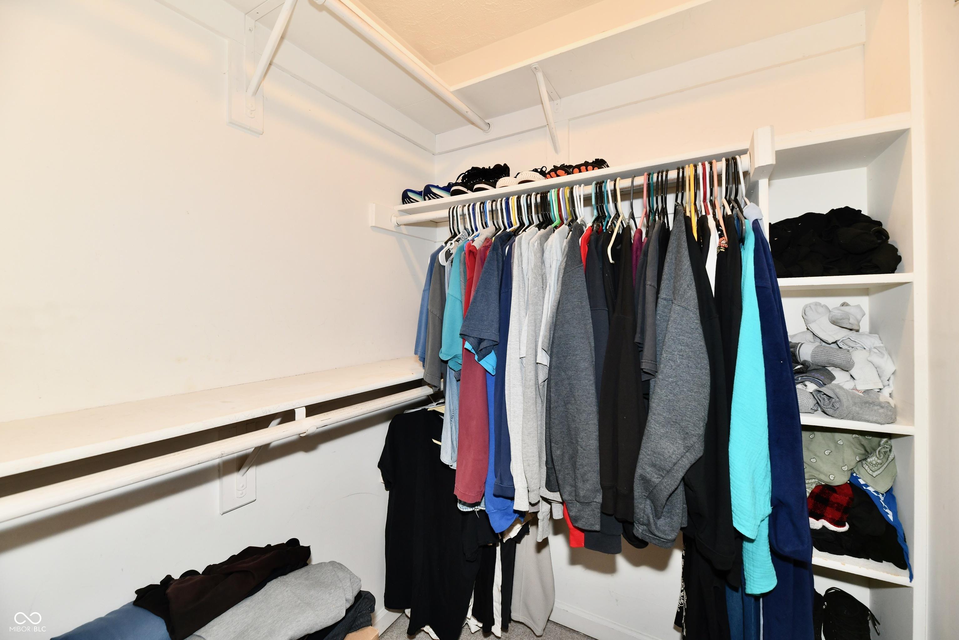 Photo #33