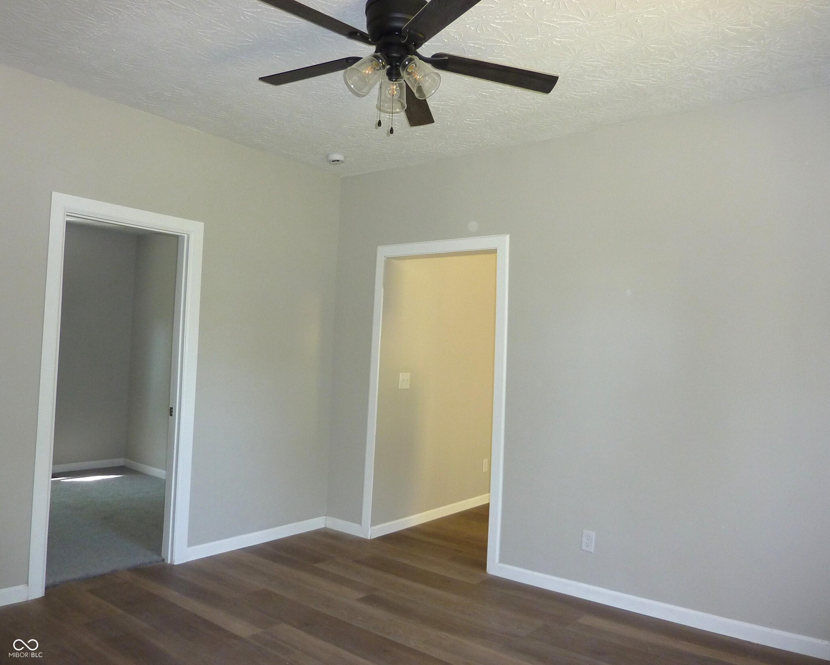 Photo #4