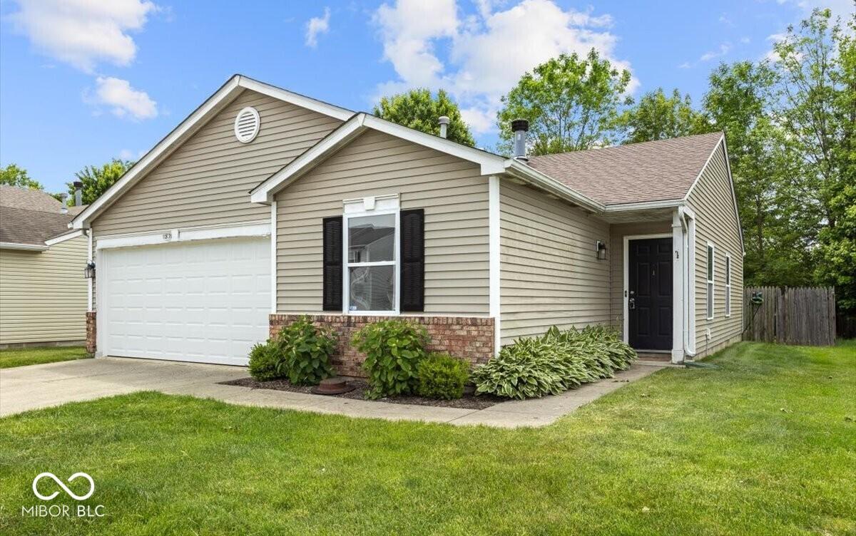 Photo one of 11821 Wapiti Way Noblesville IN 46060 | MLS 22039986