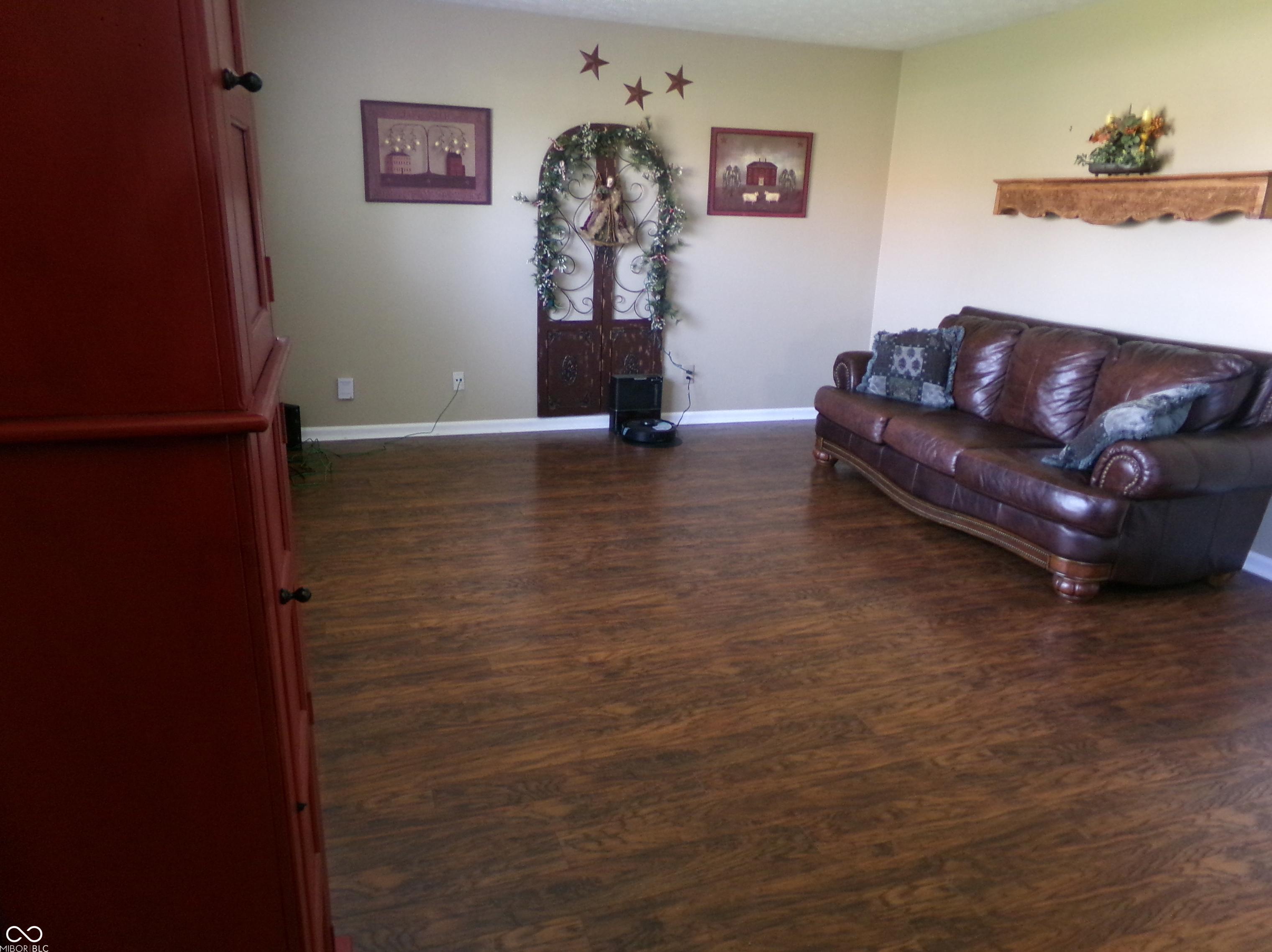 Photo #4