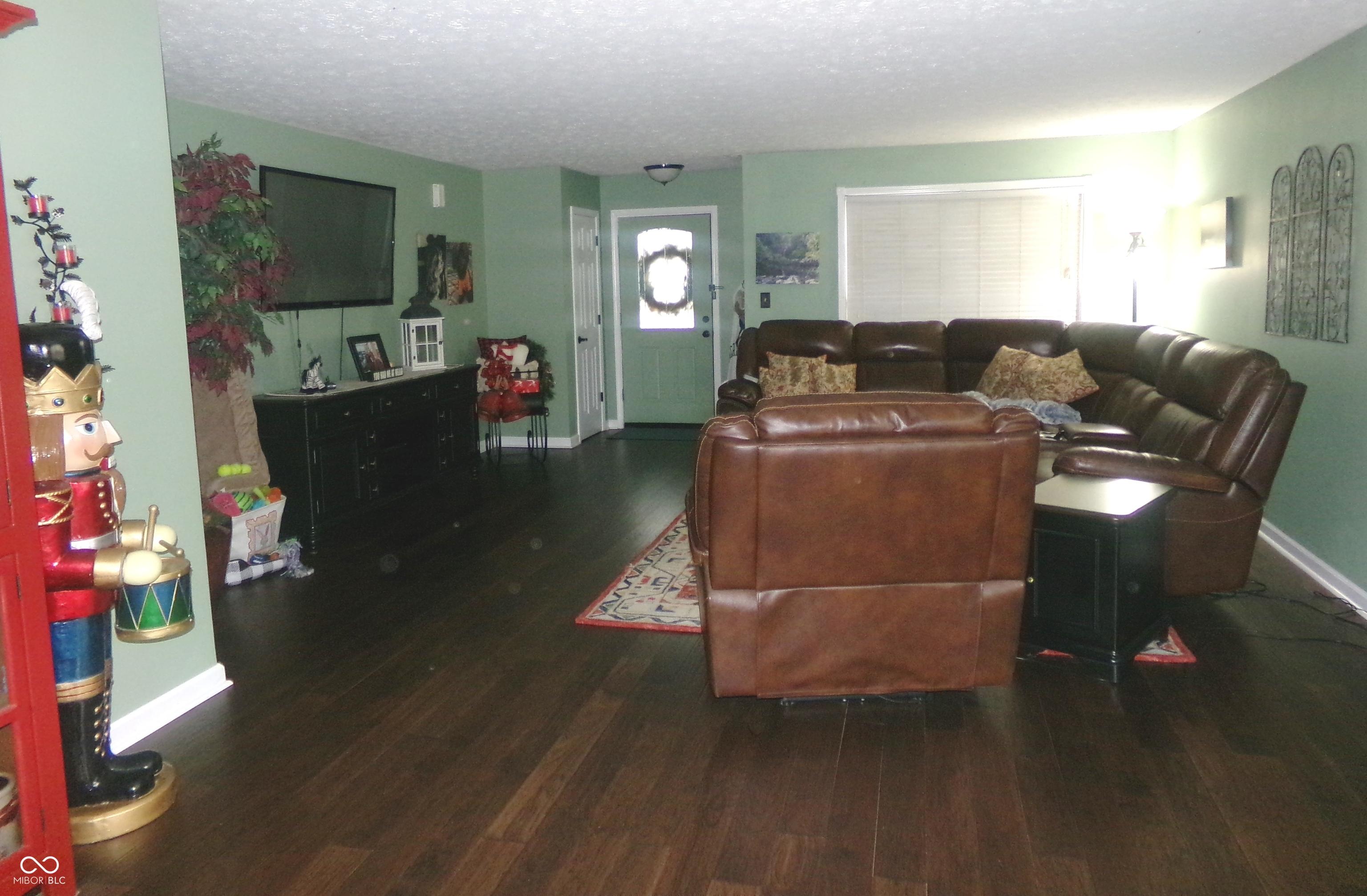 Photo #6