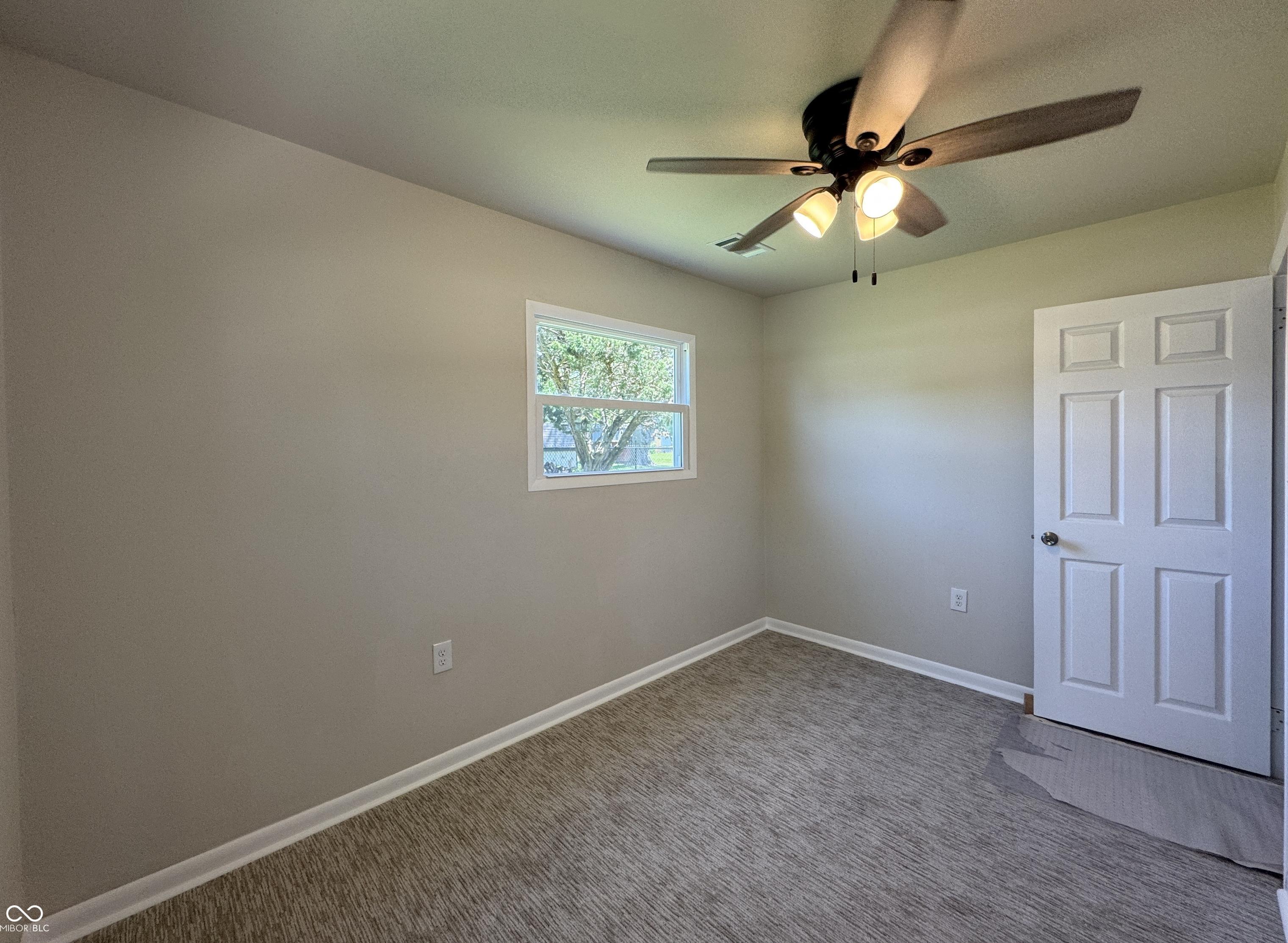 Photo #35