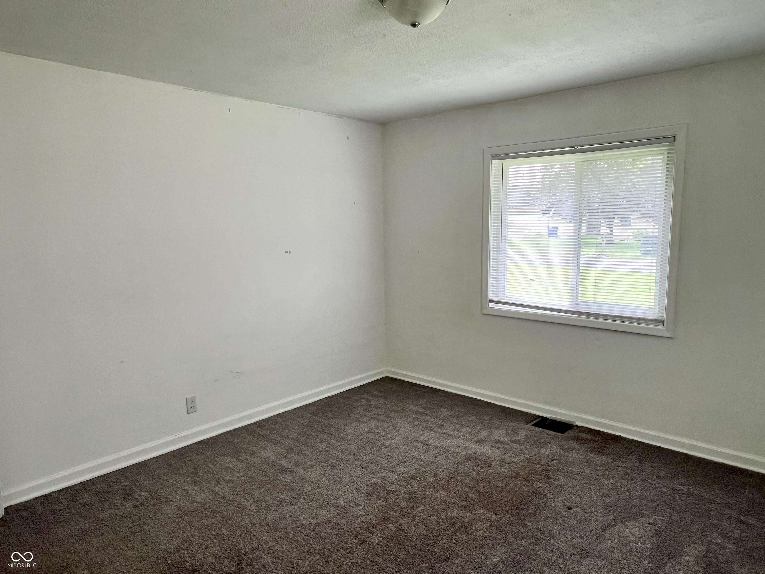 Photo #34