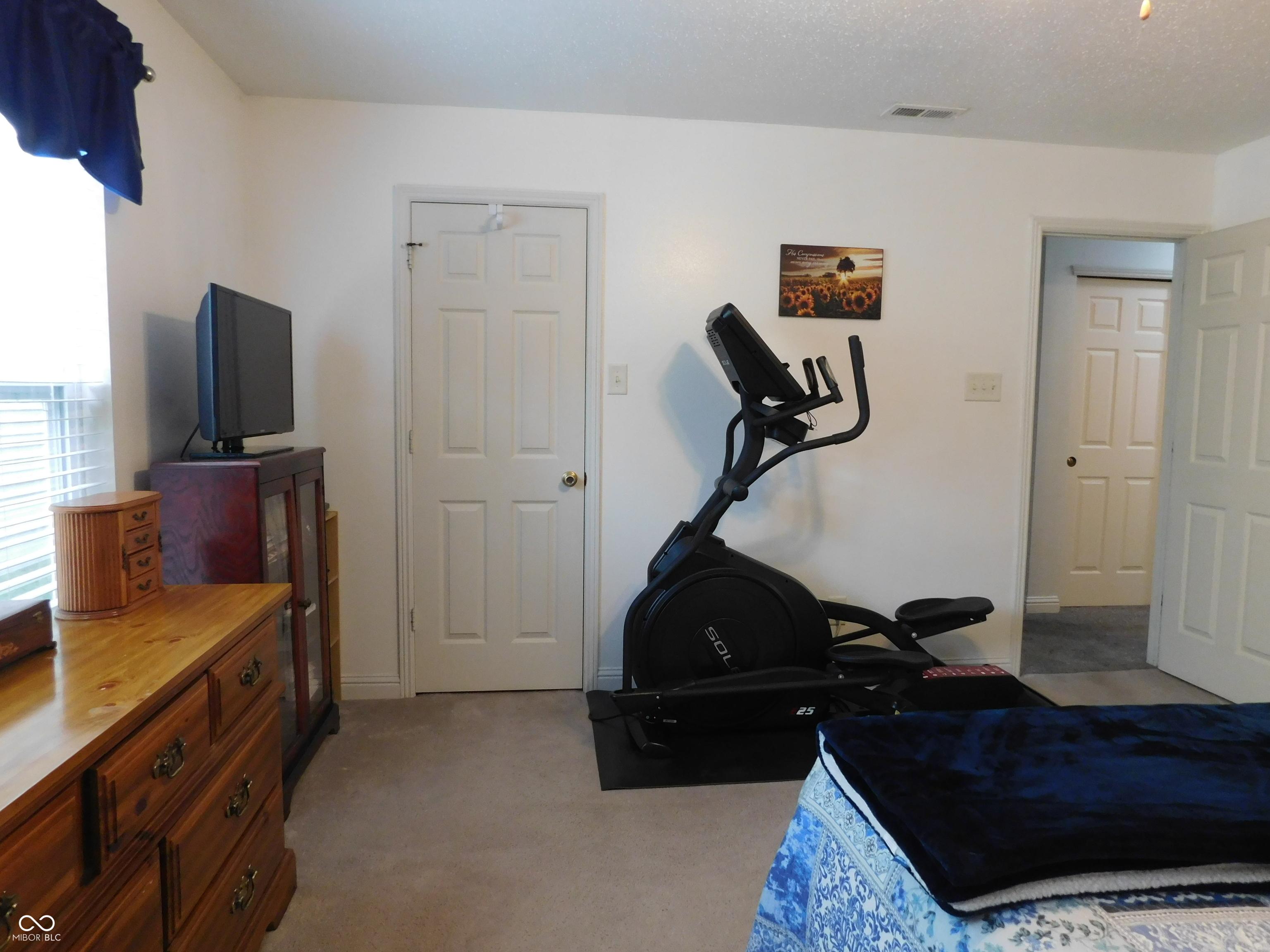Photo #11
