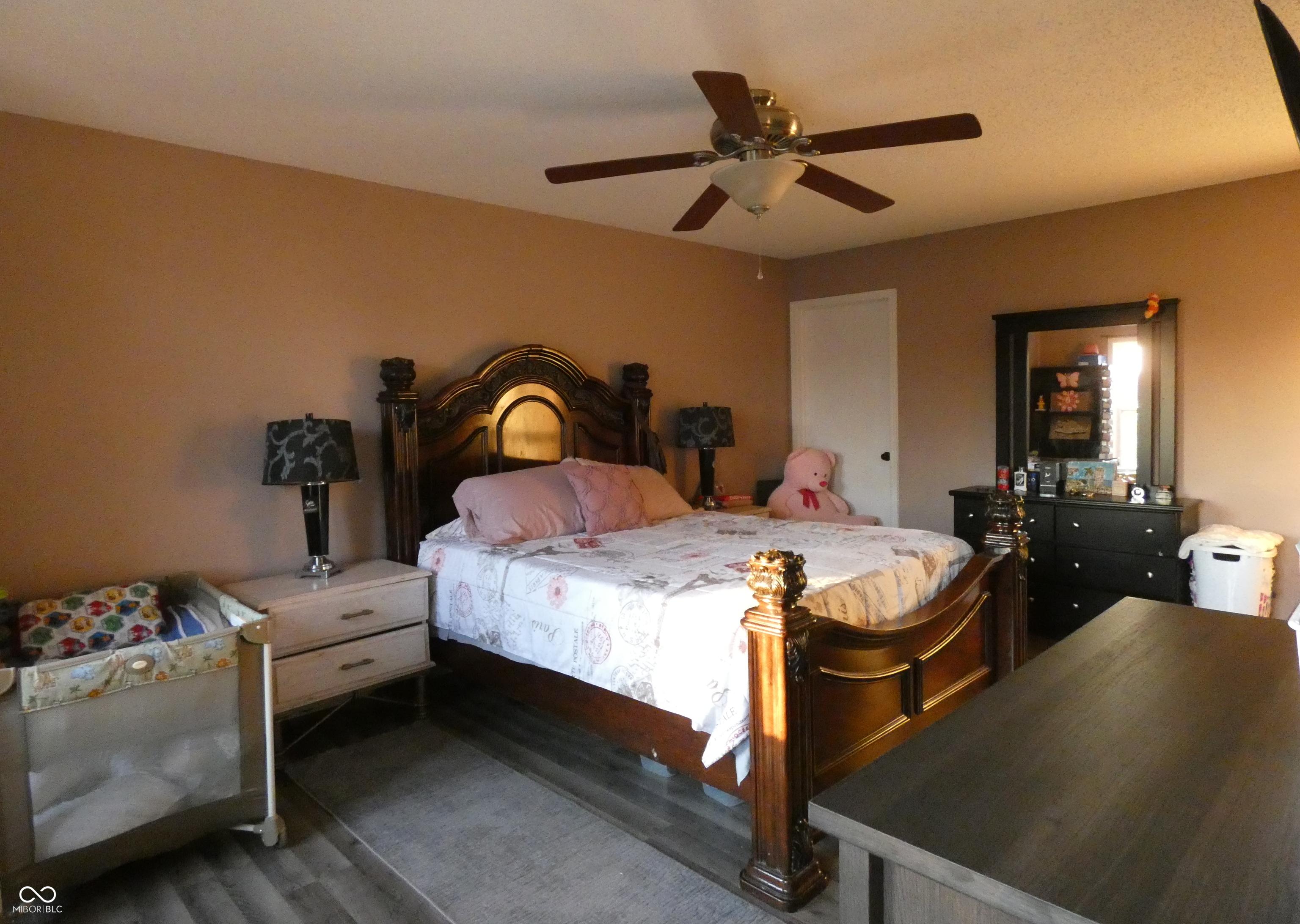 Photo #23