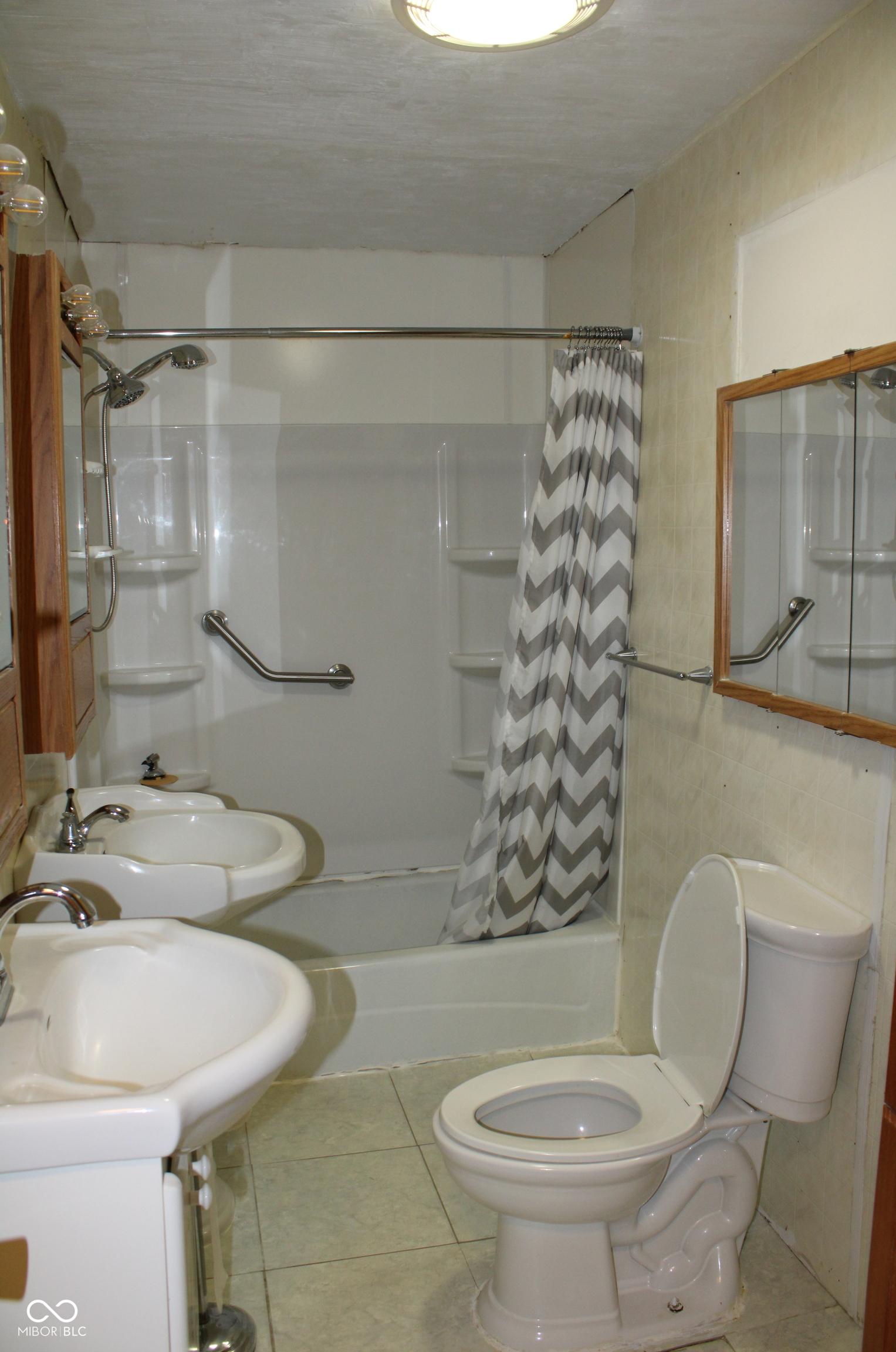 Photo #11