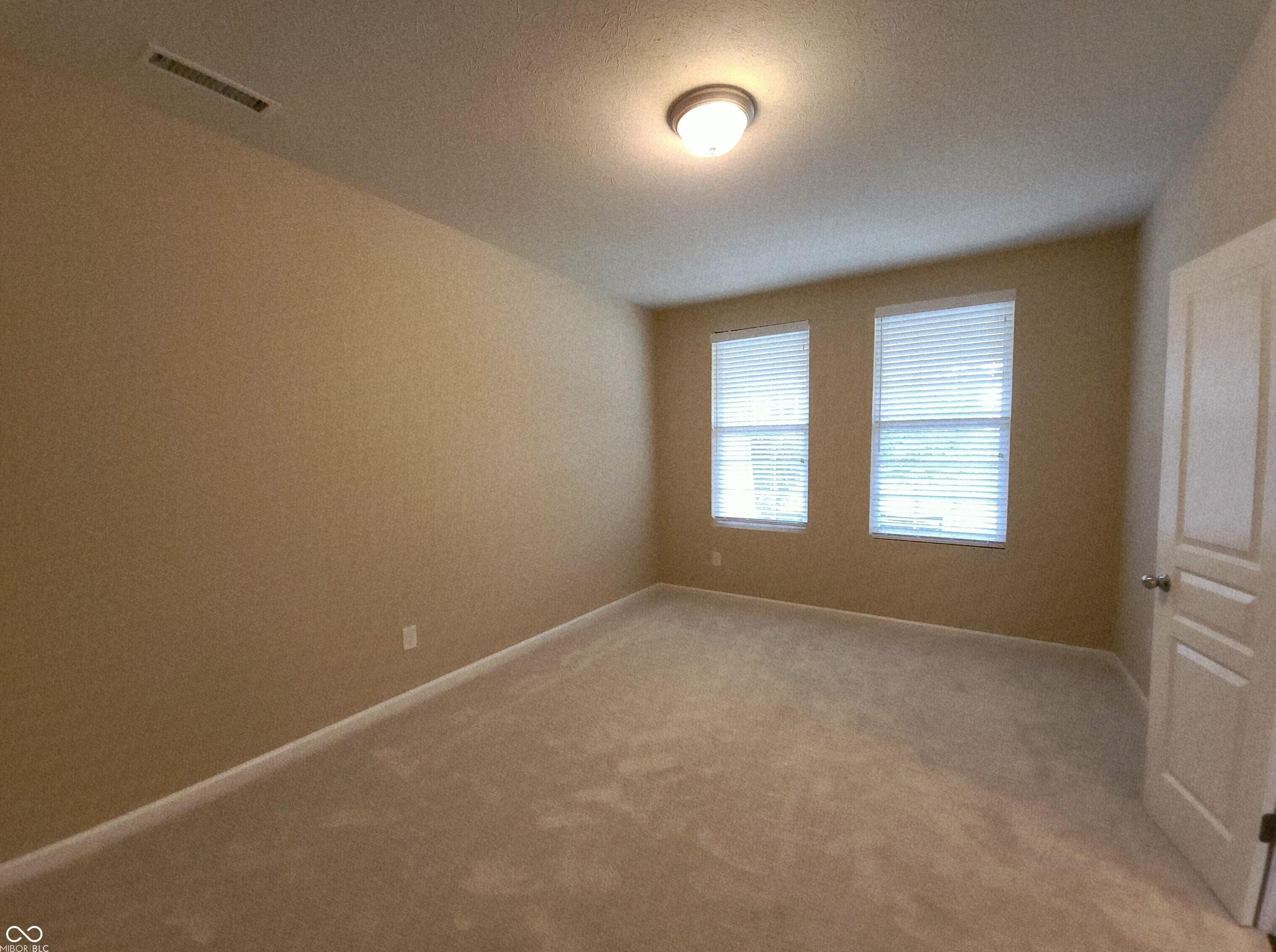 Photo #6
