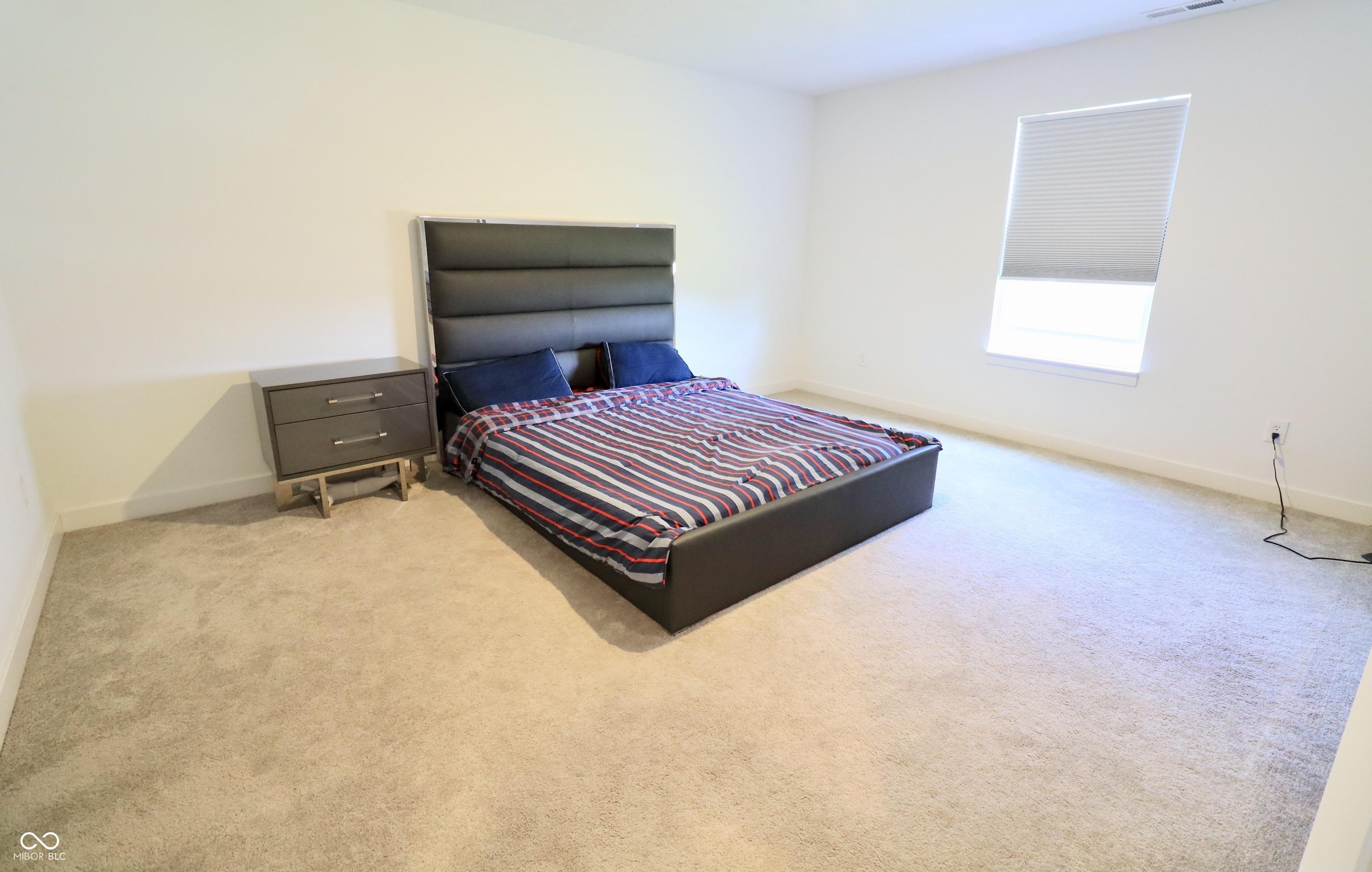 Photo #37