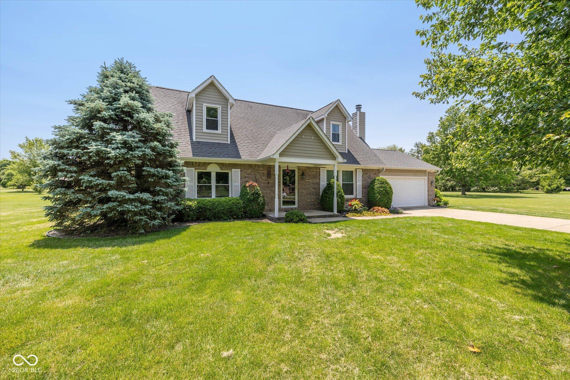 Photo one of 1135 W Wildflower Ct Mooresville IN 46158 | MLS 22041633