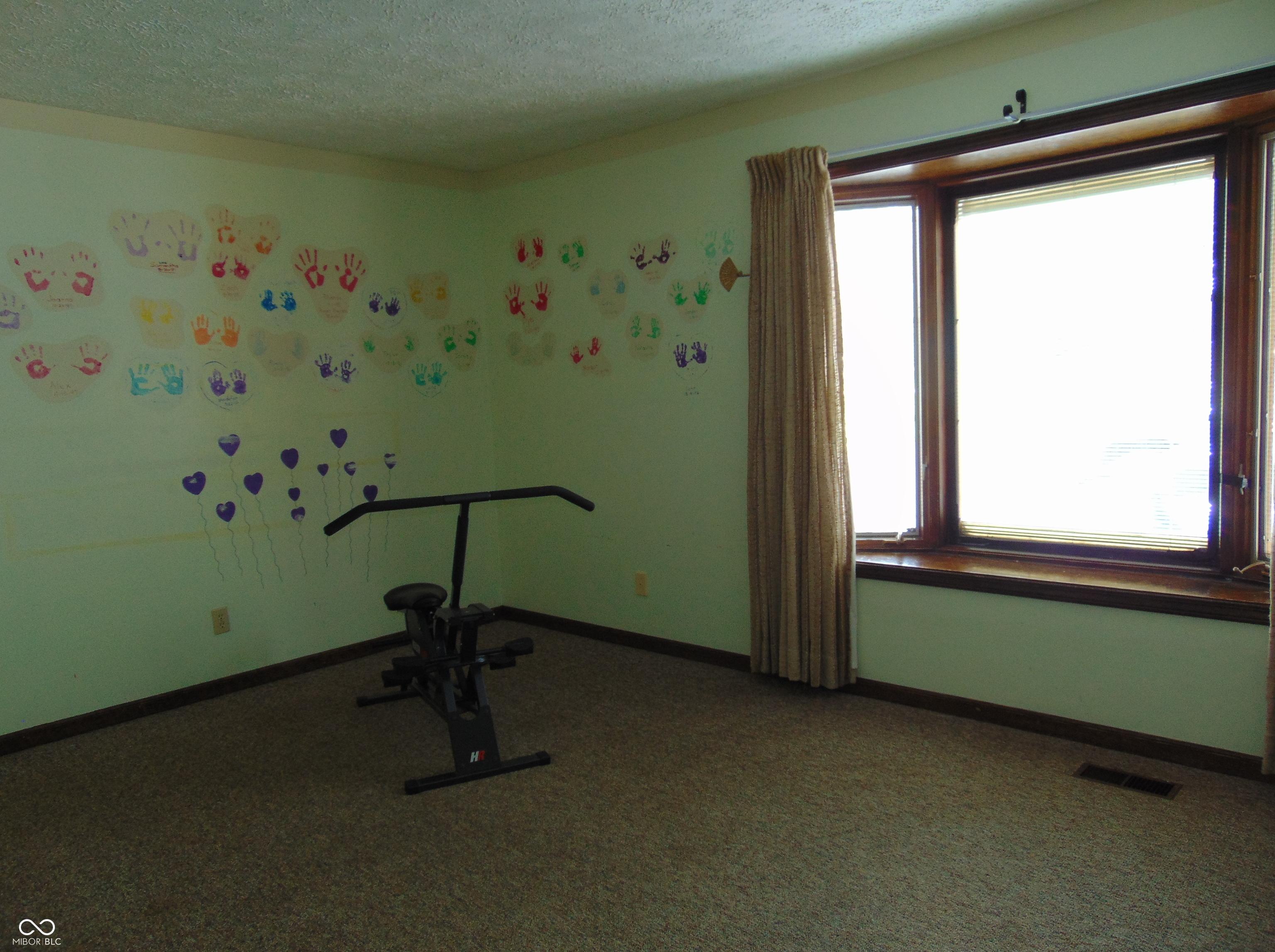 Photo #10