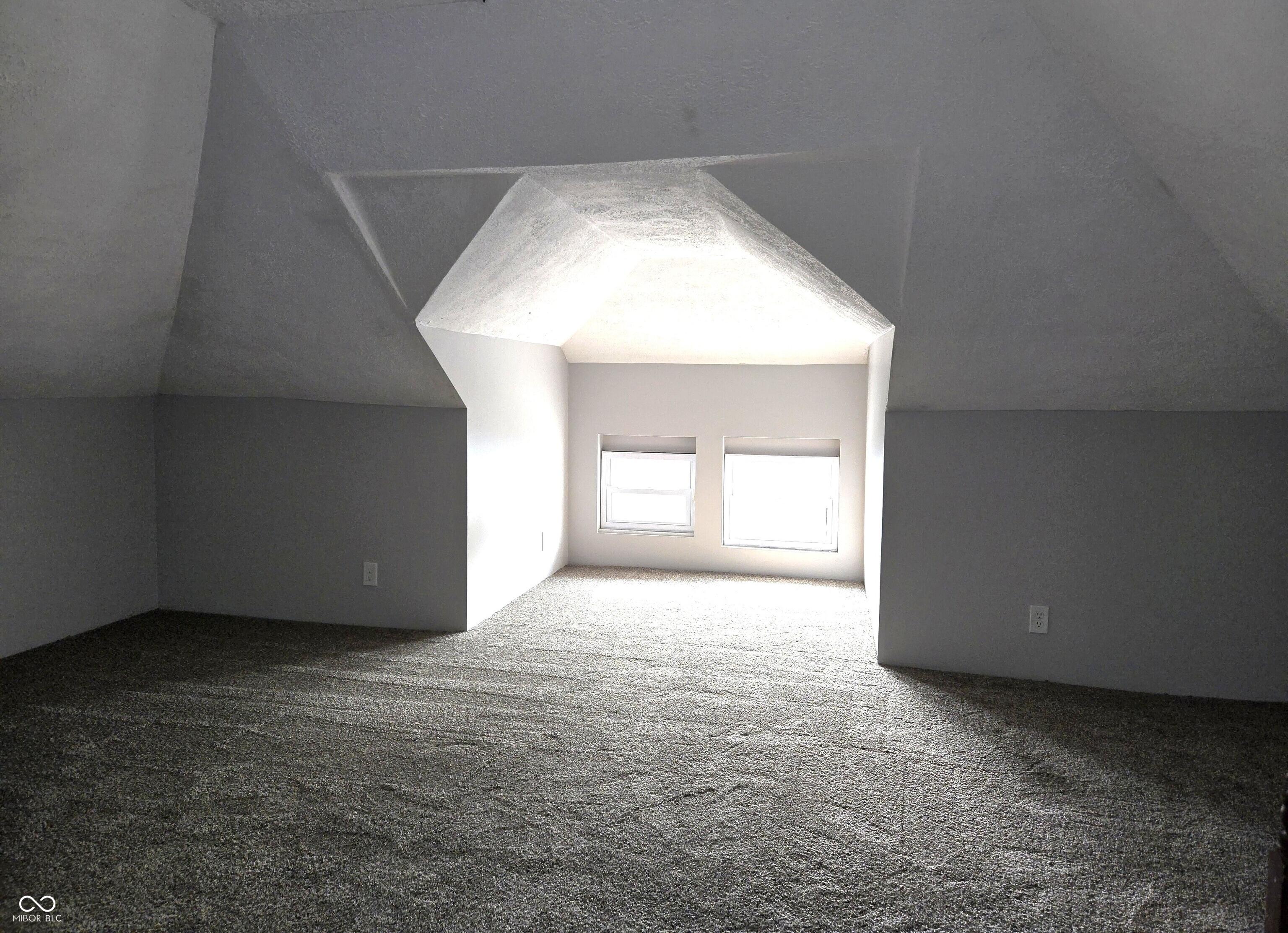 Photo #24