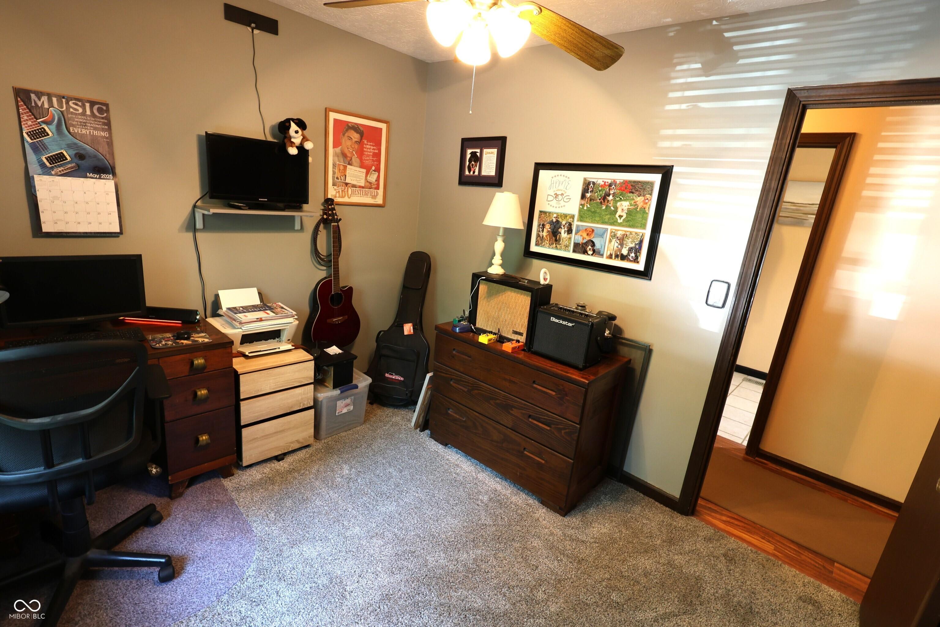 Photo #33