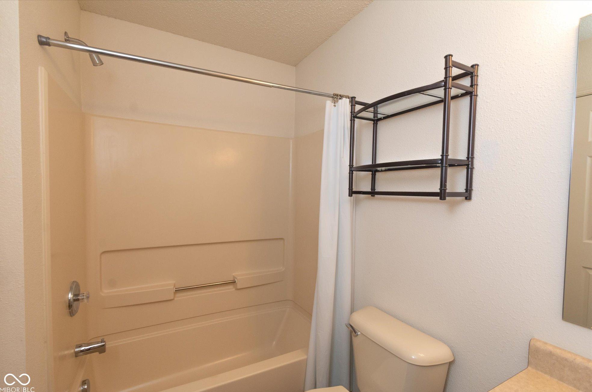 Photo #33