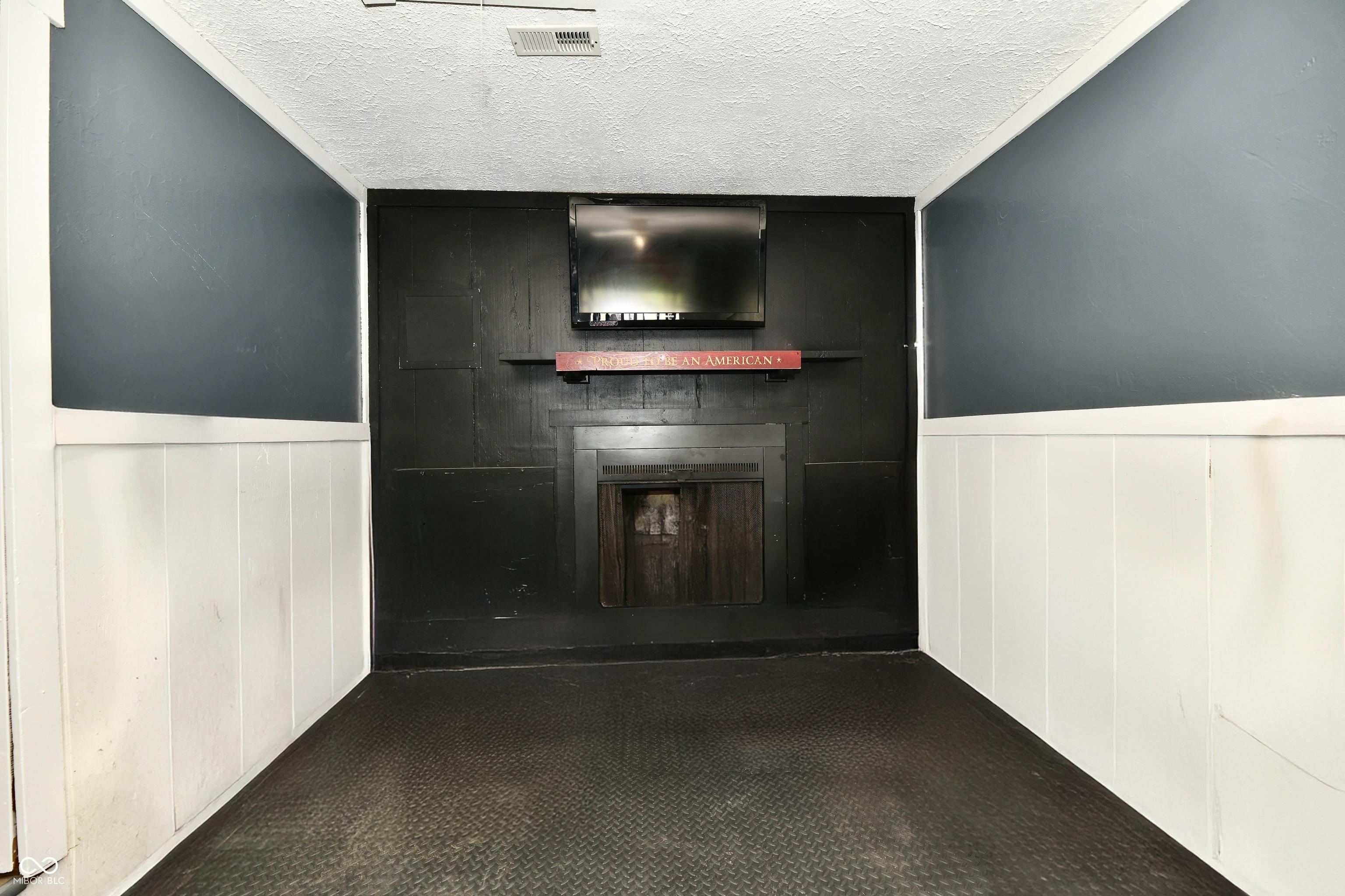 Photo #6