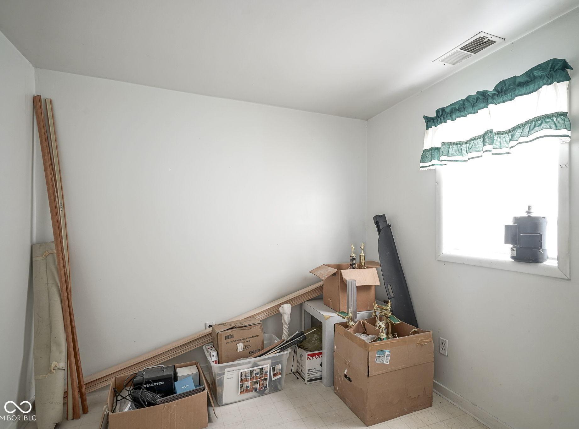 Photo #10