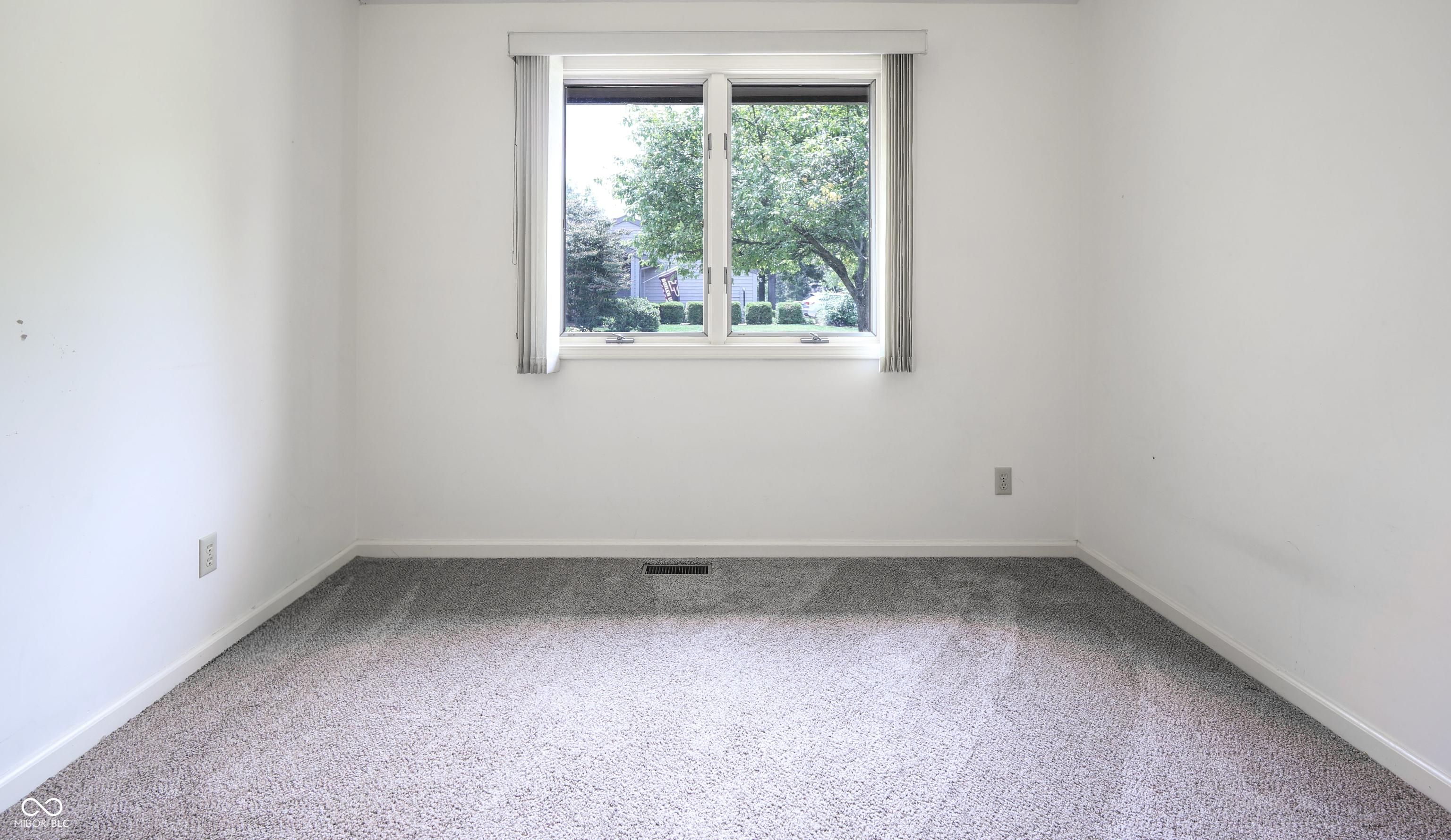 Photo #13