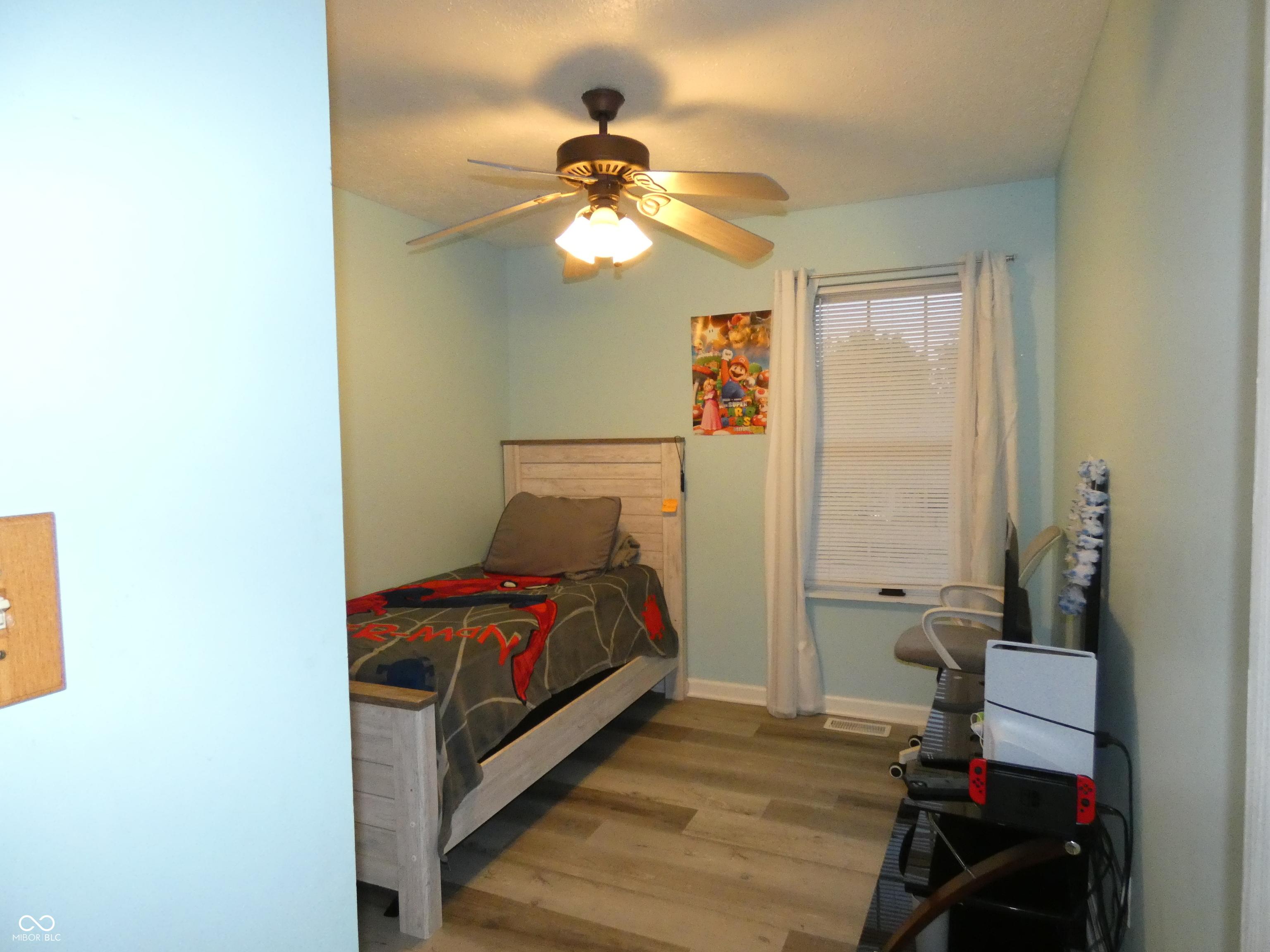 Photo #15
