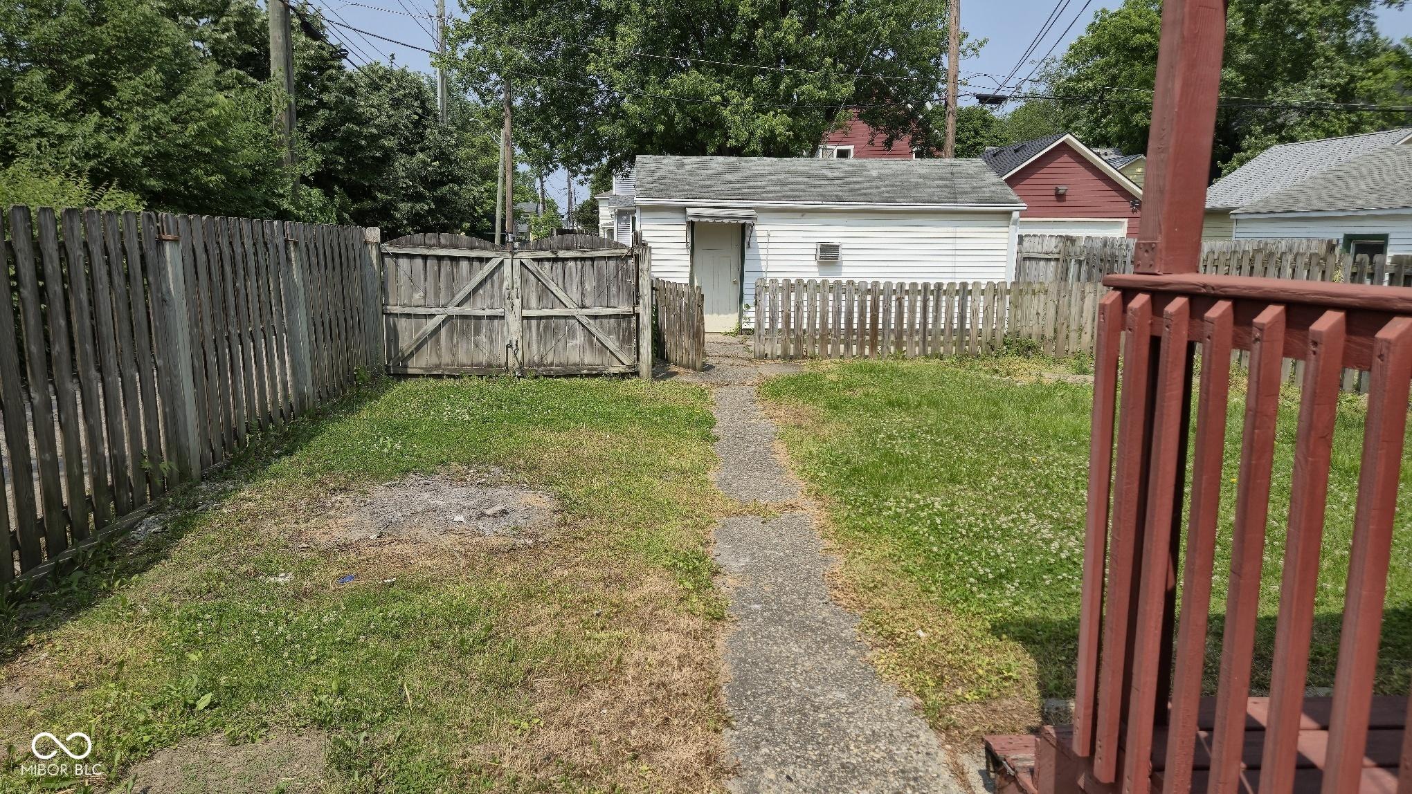 Photo #6