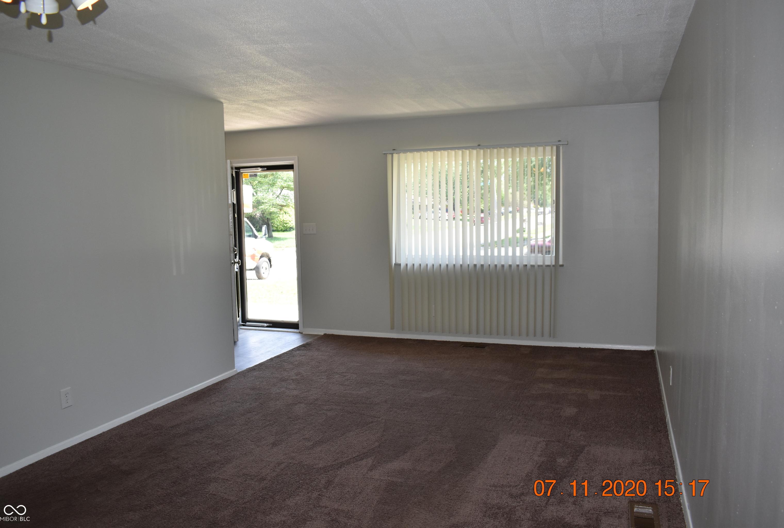 Photo #6
