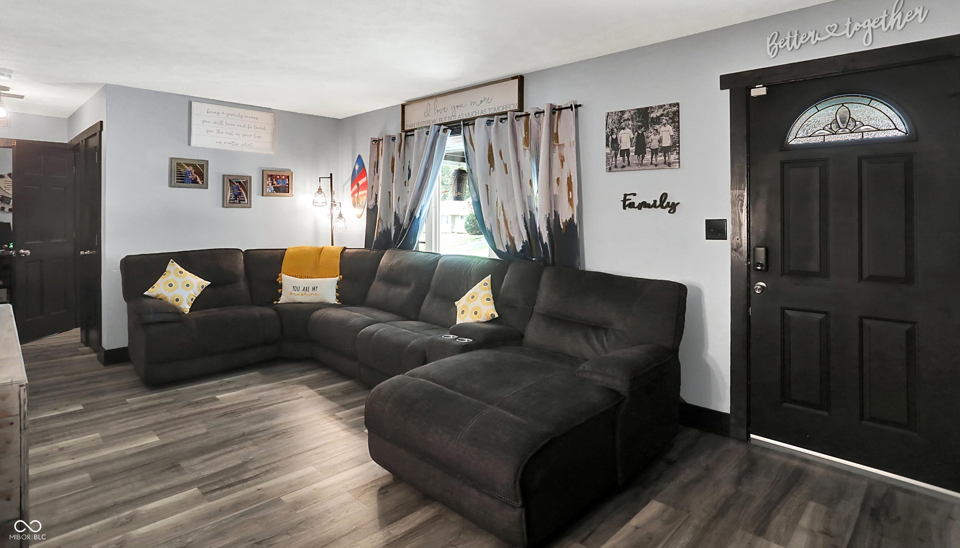 Photo #6