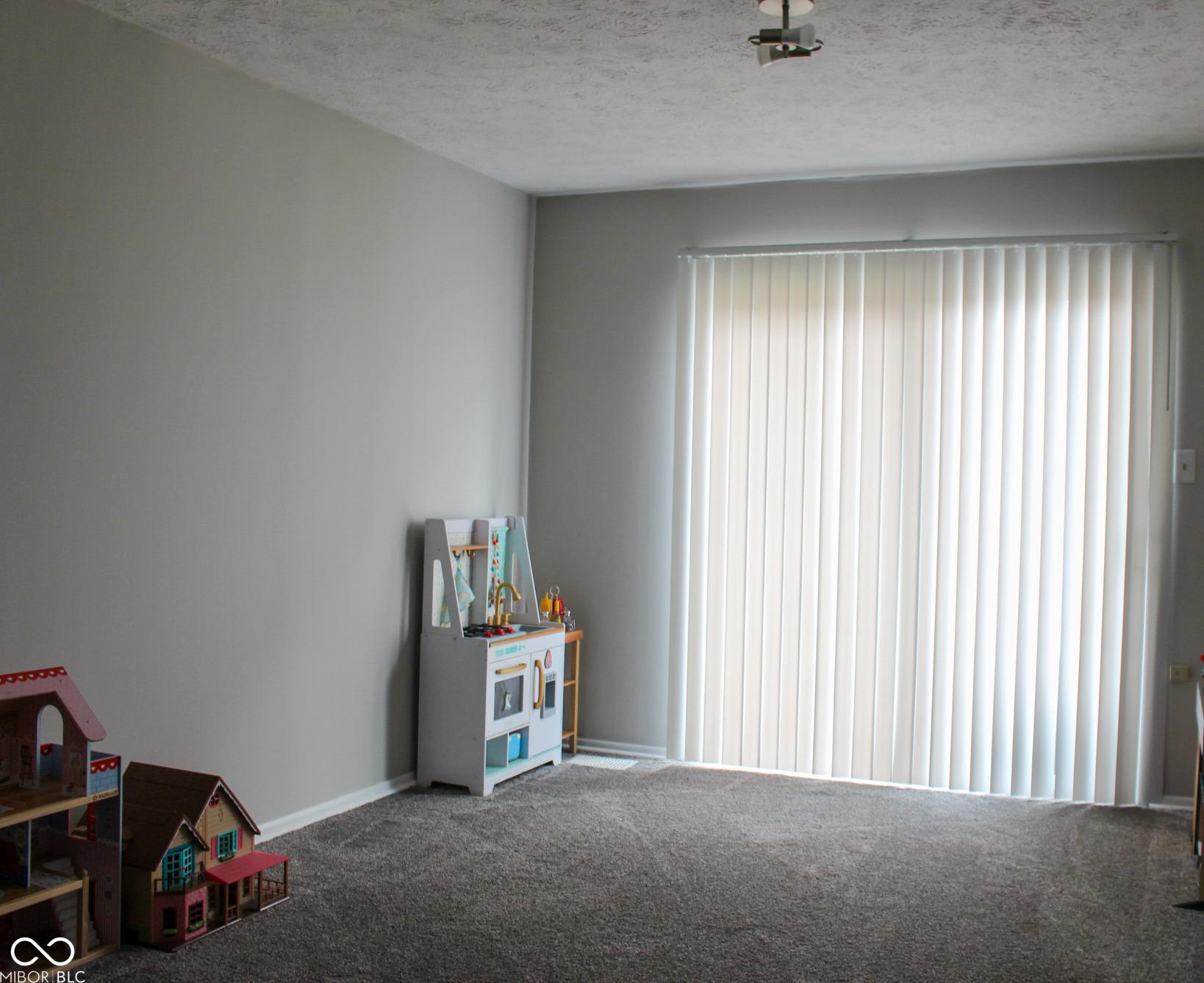 Photo #16