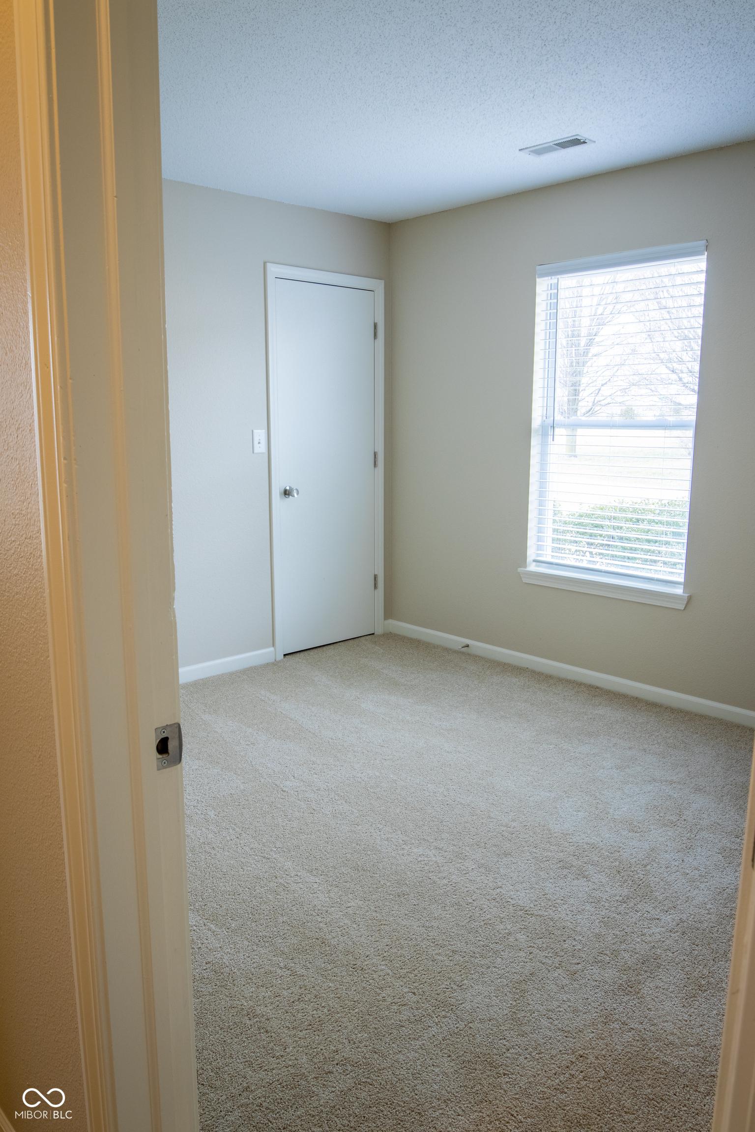 Photo #28