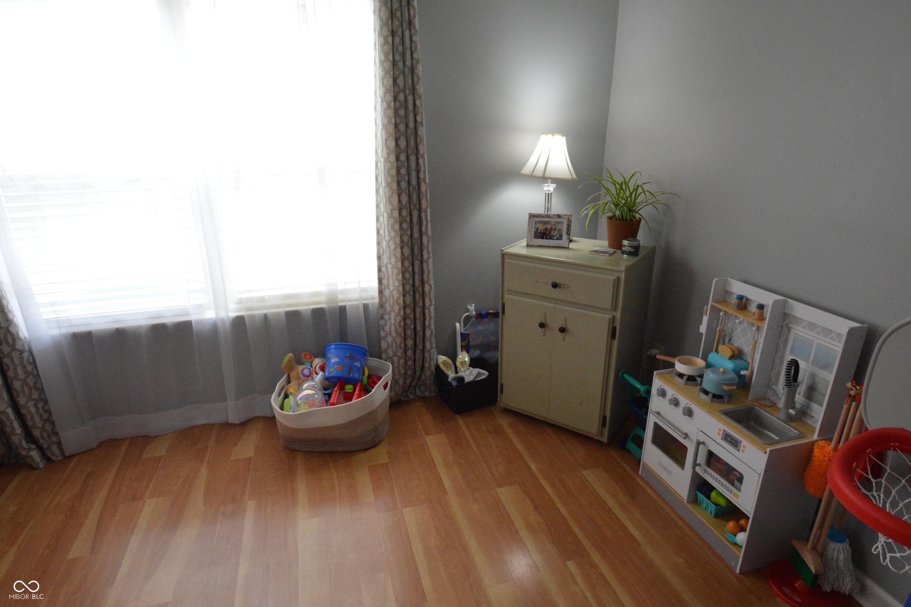Photo #11