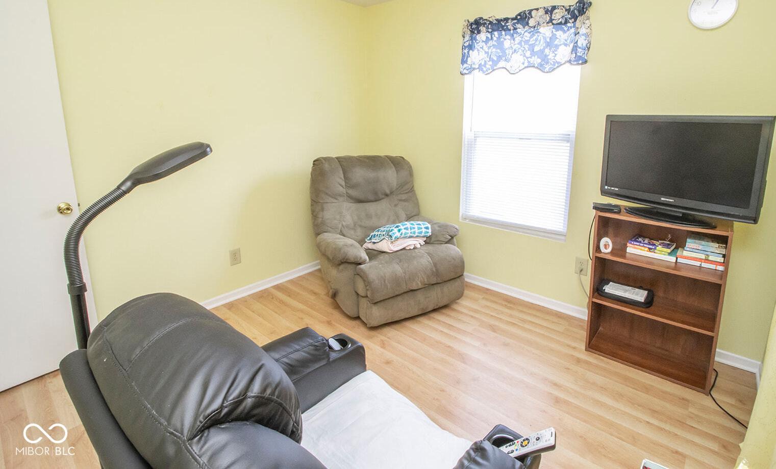 Photo #24