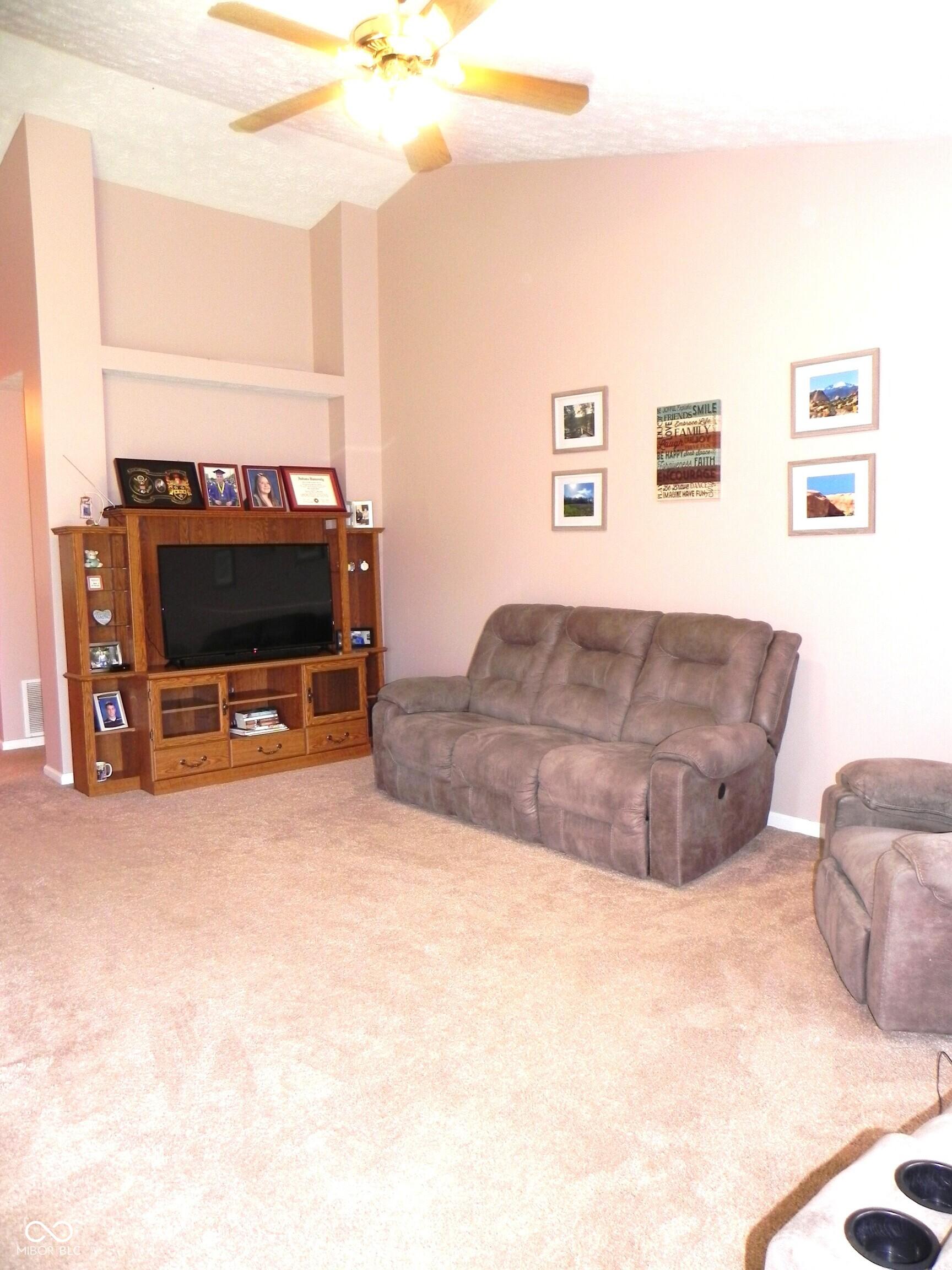 Photo #5