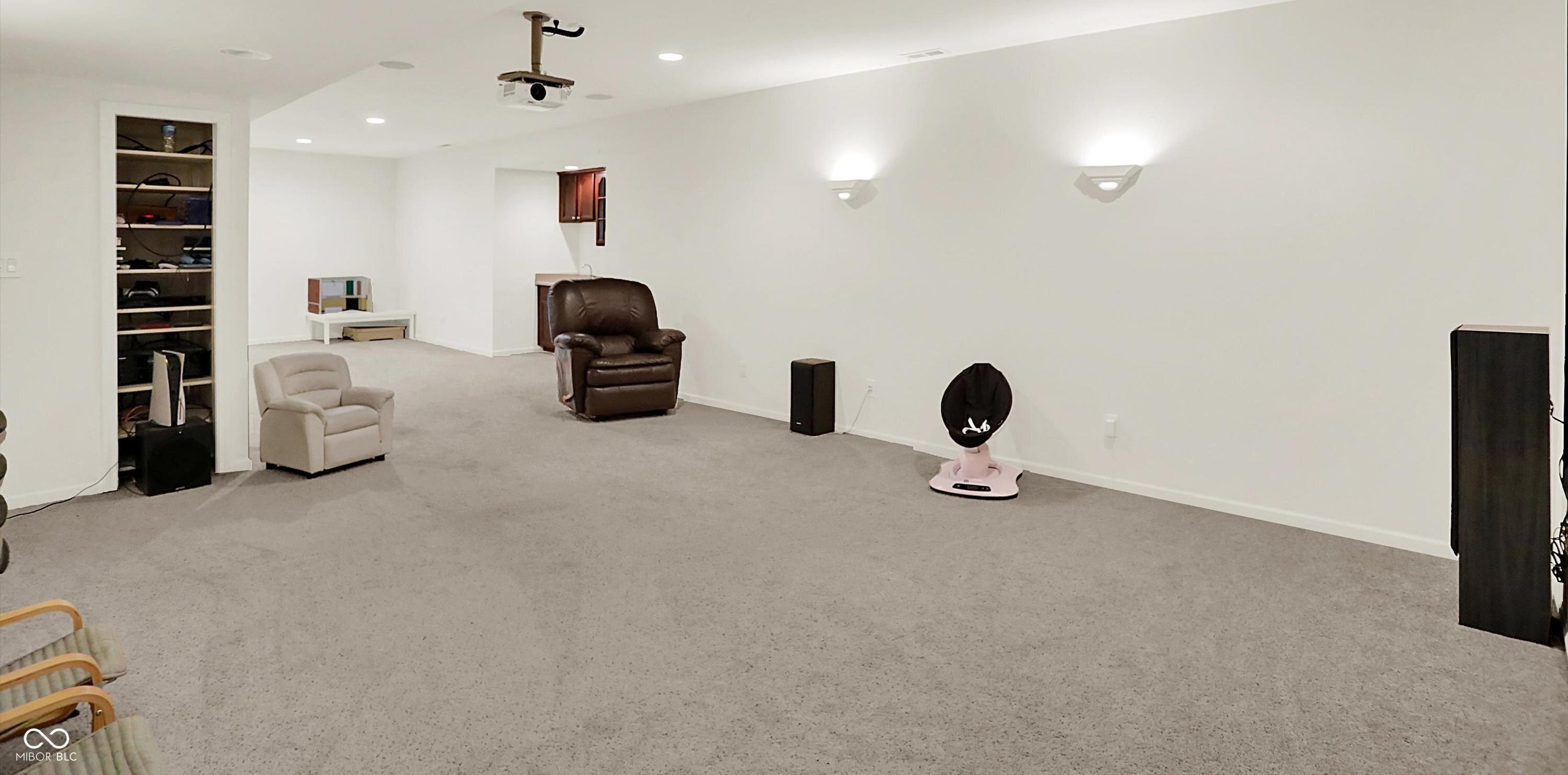 Photo #47