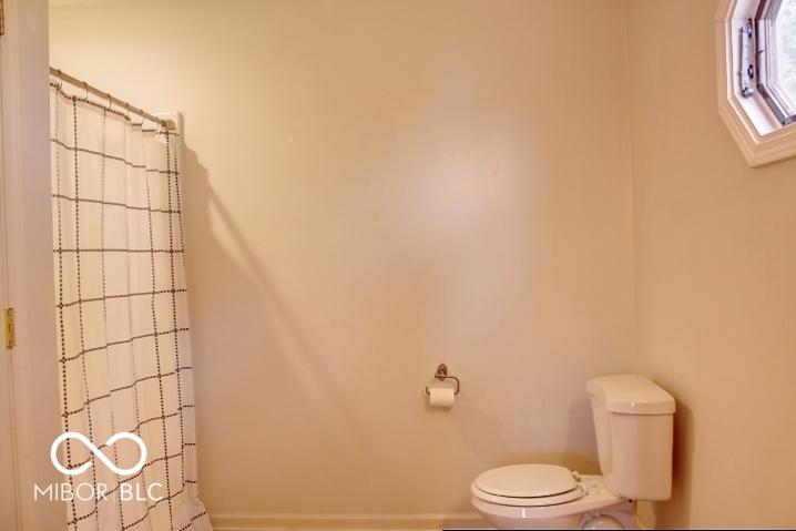 Photo #9