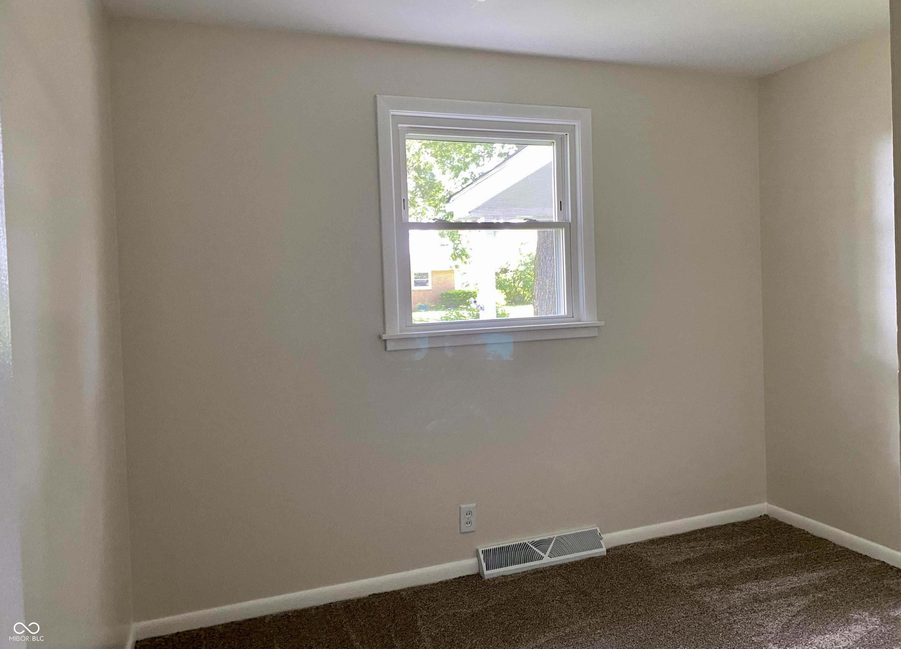 Photo #20