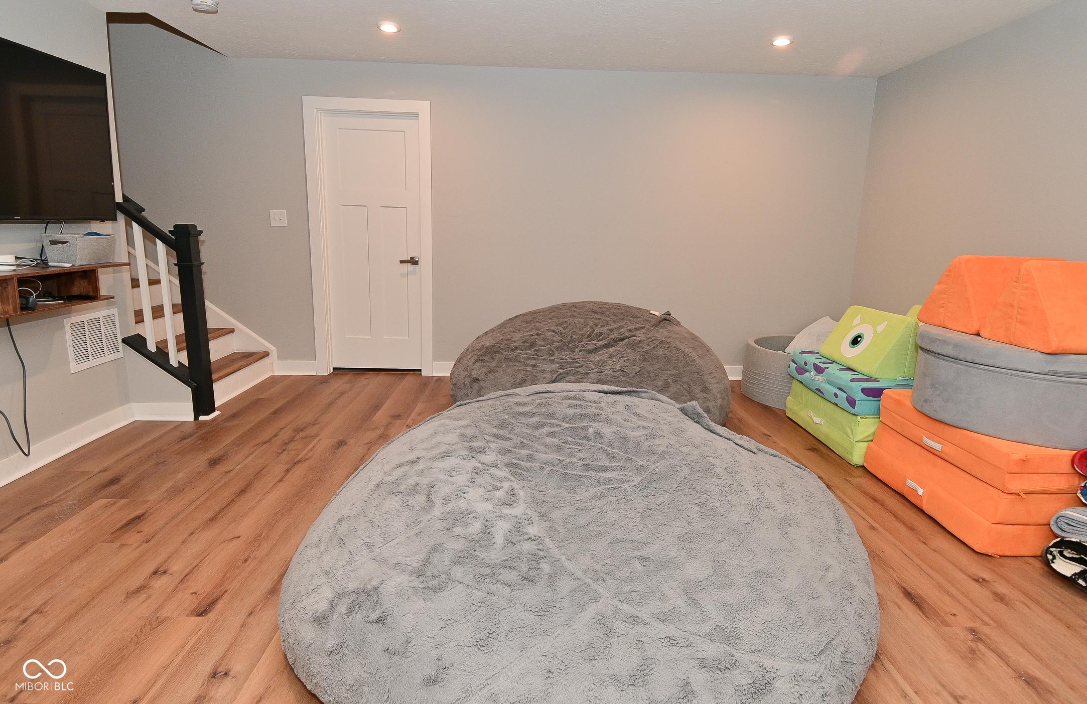 Photo #62
