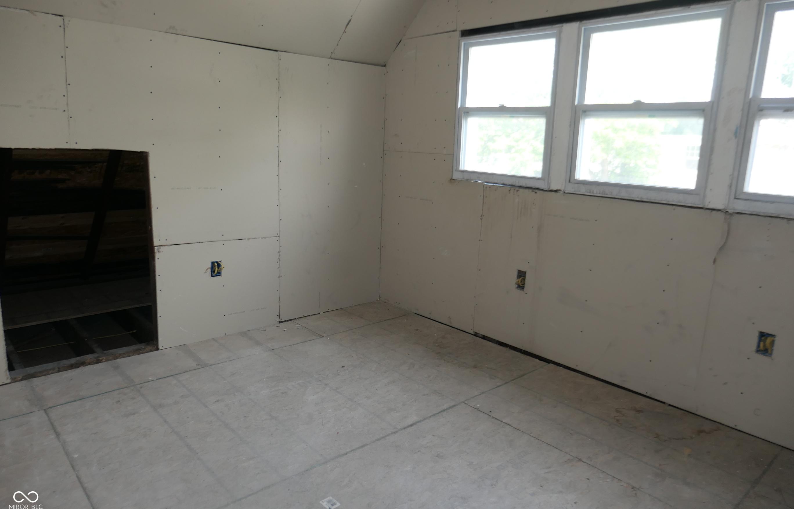Photo #24