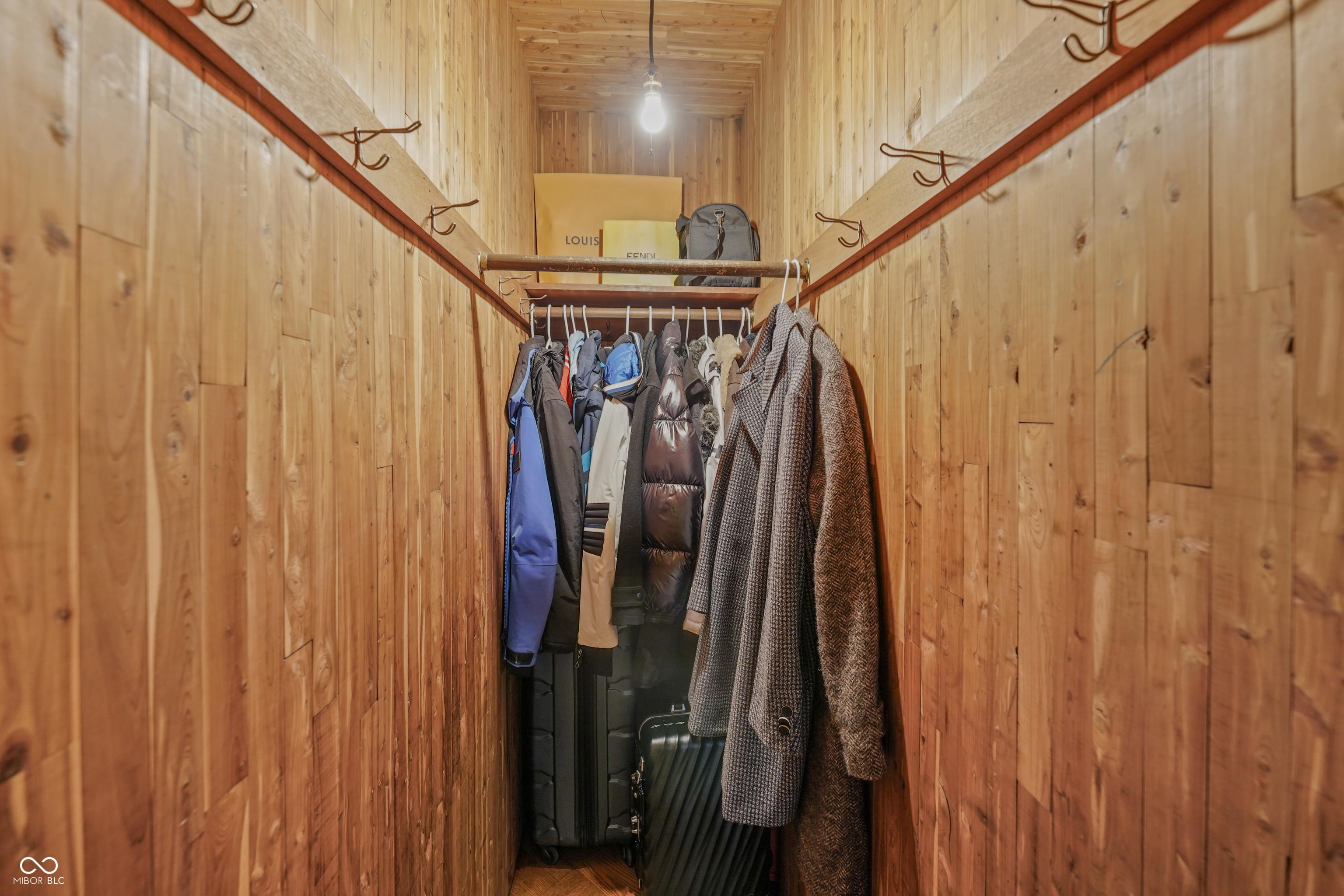 Photo #60