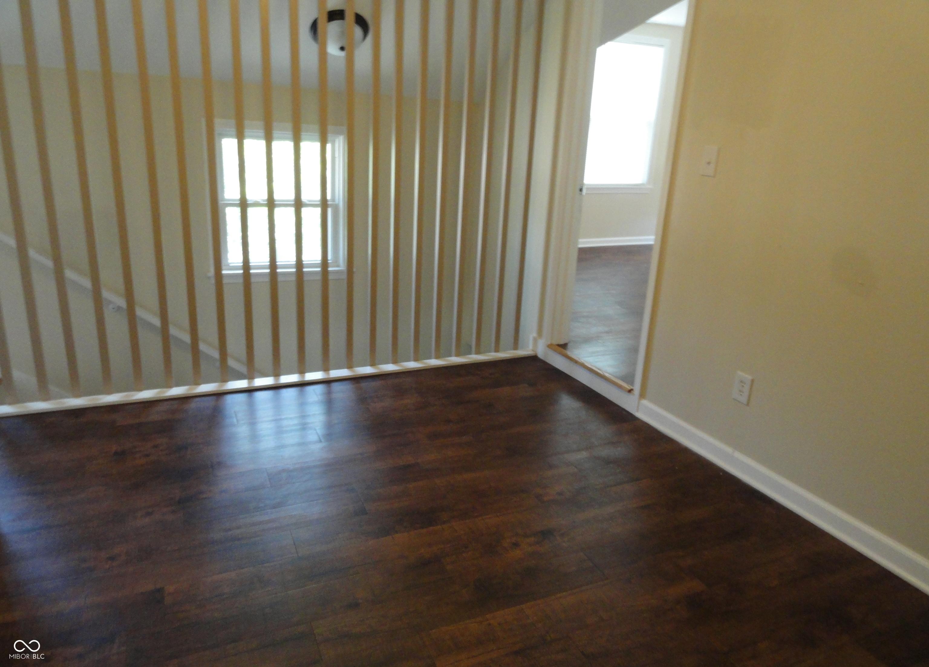 Photo #28