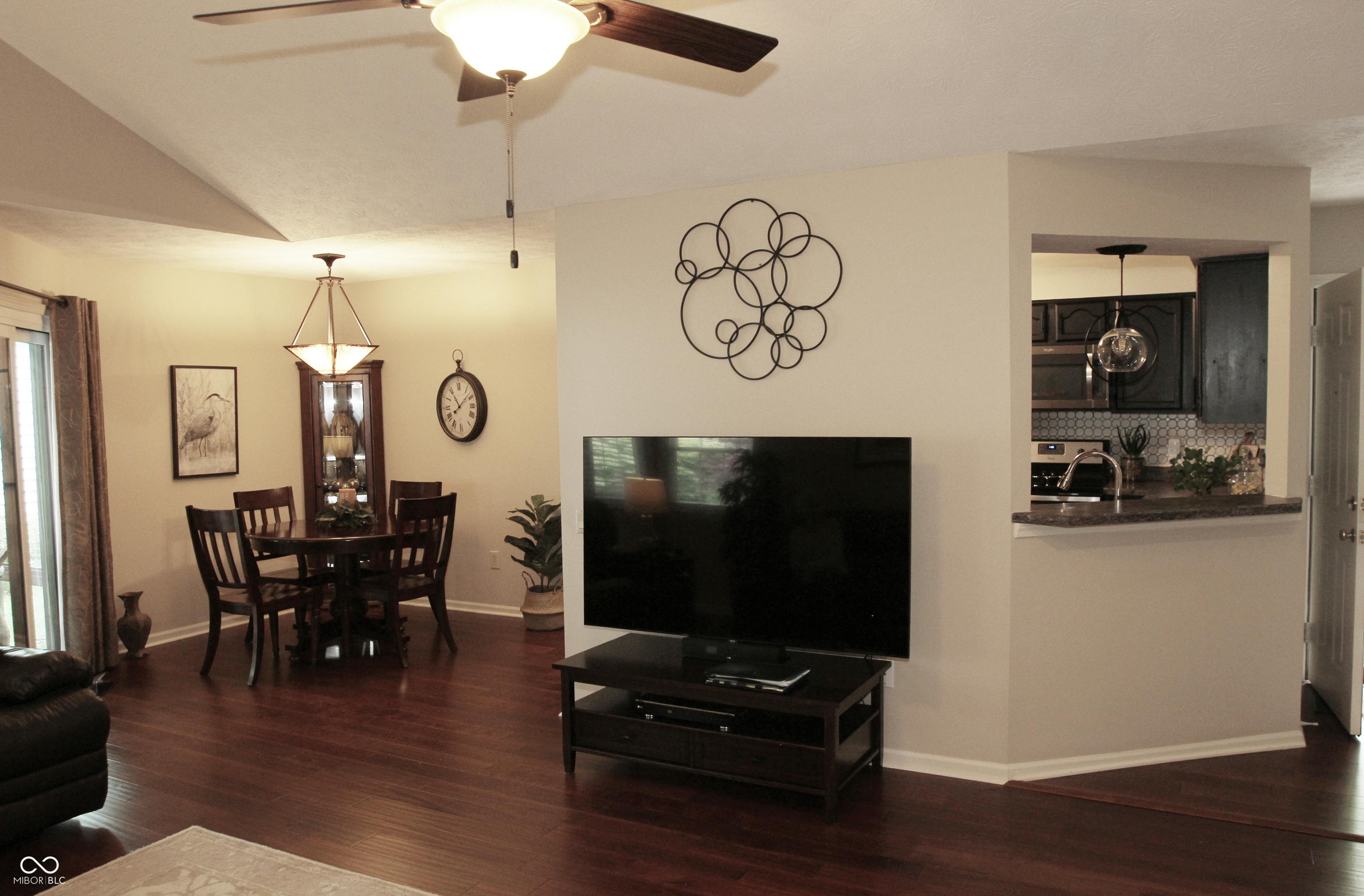 Photo #48