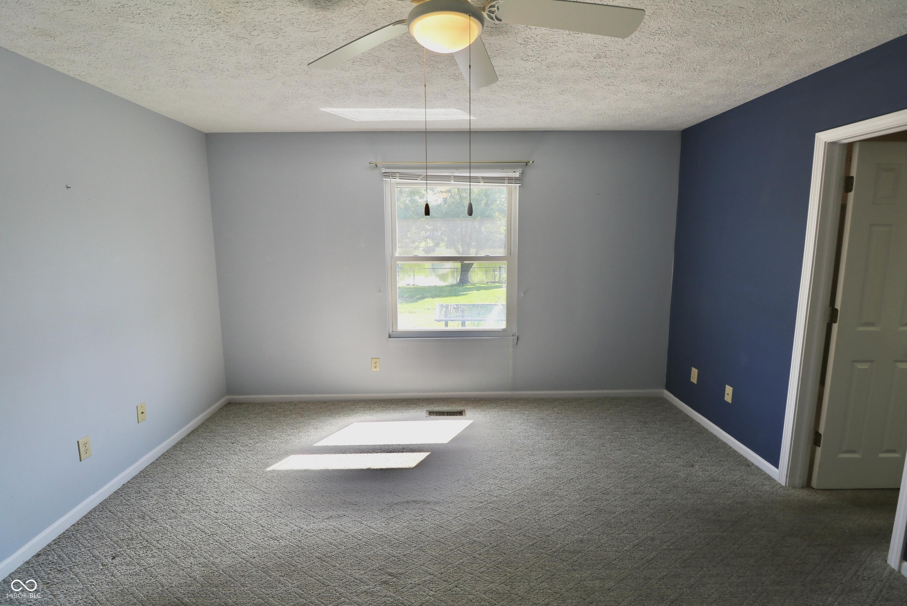 Photo #34