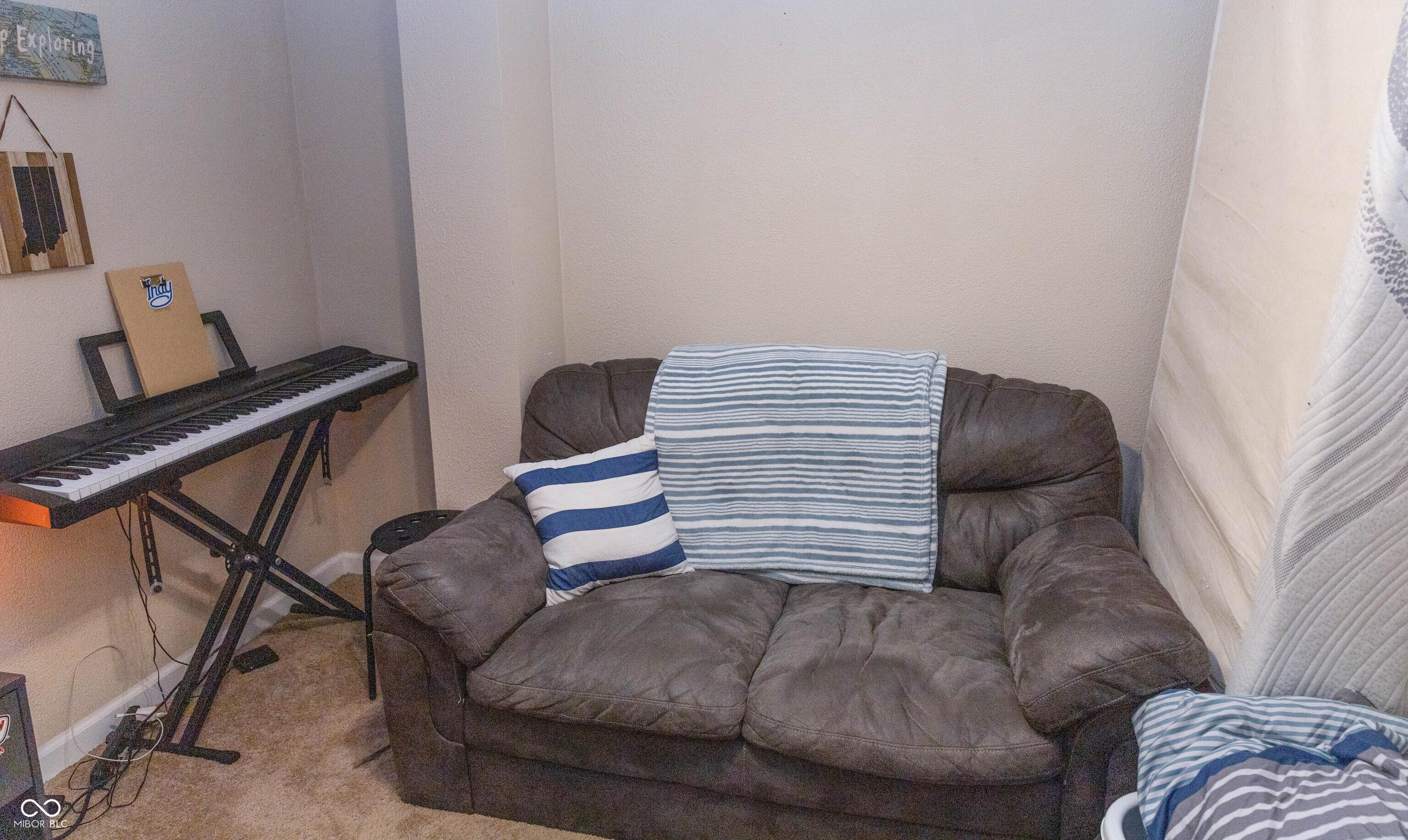 Photo #31