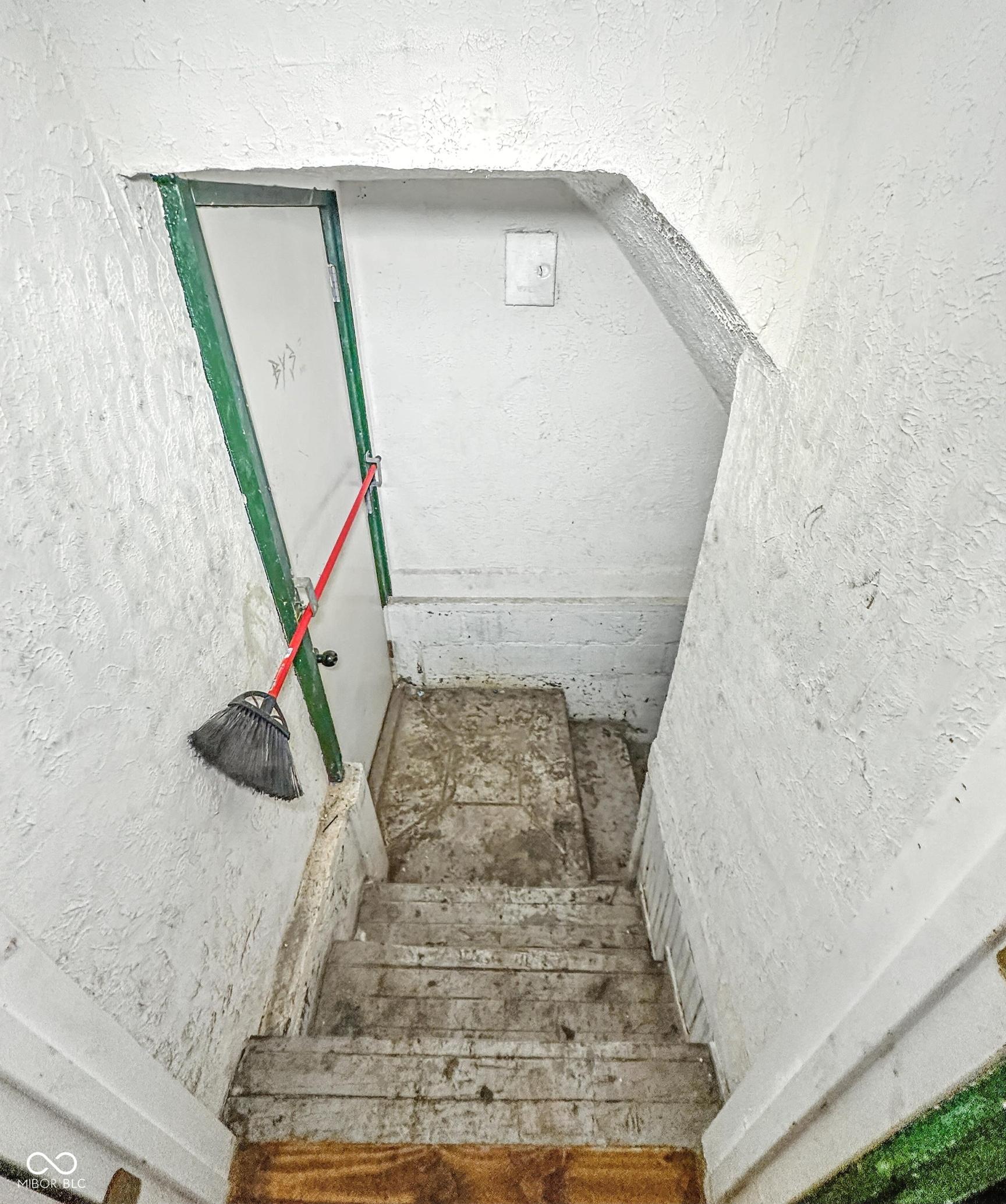 Photo #30