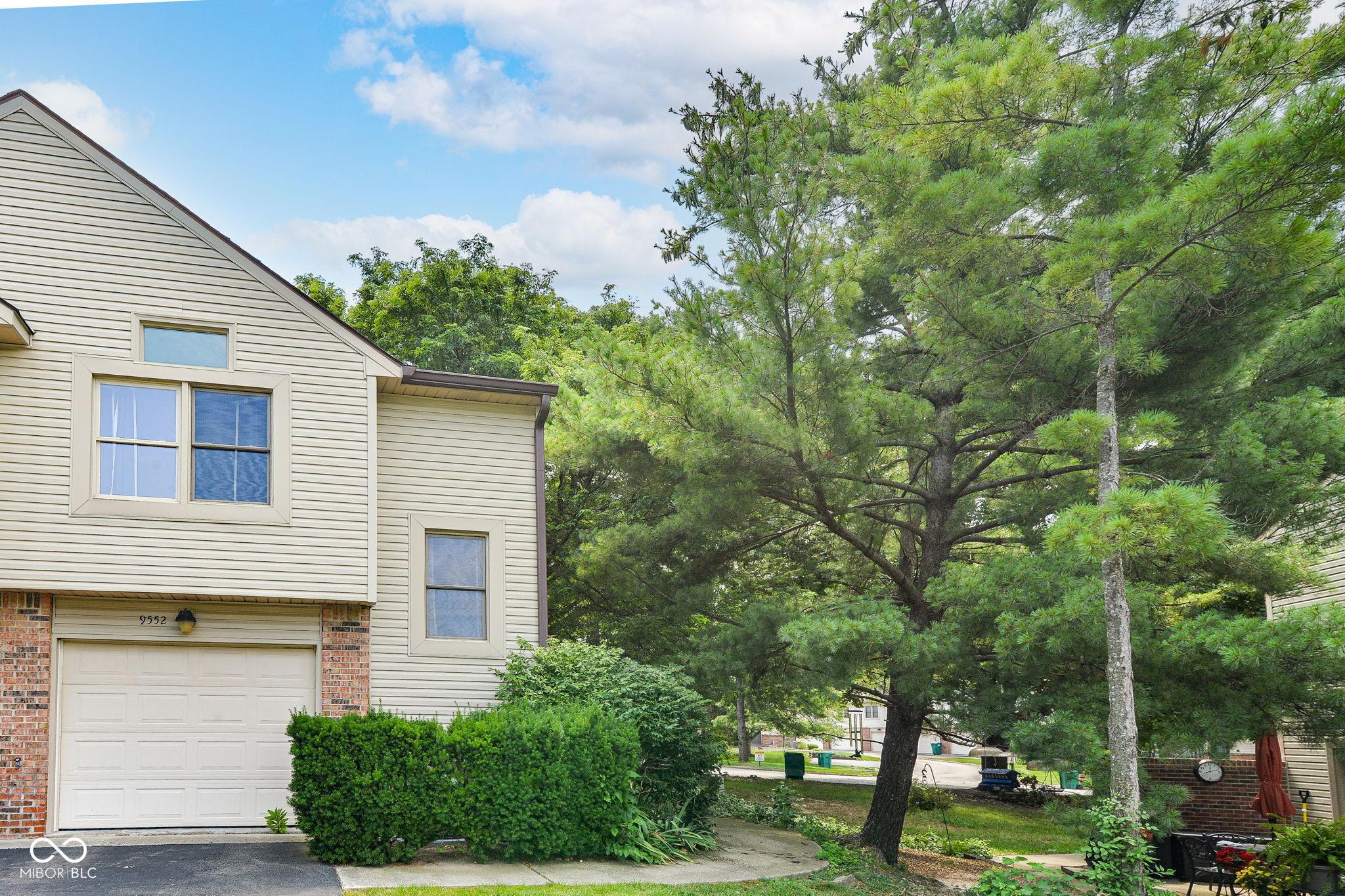 Photo one of 9552 Maple Way Indianapolis IN 46268 | MLS 22047680
