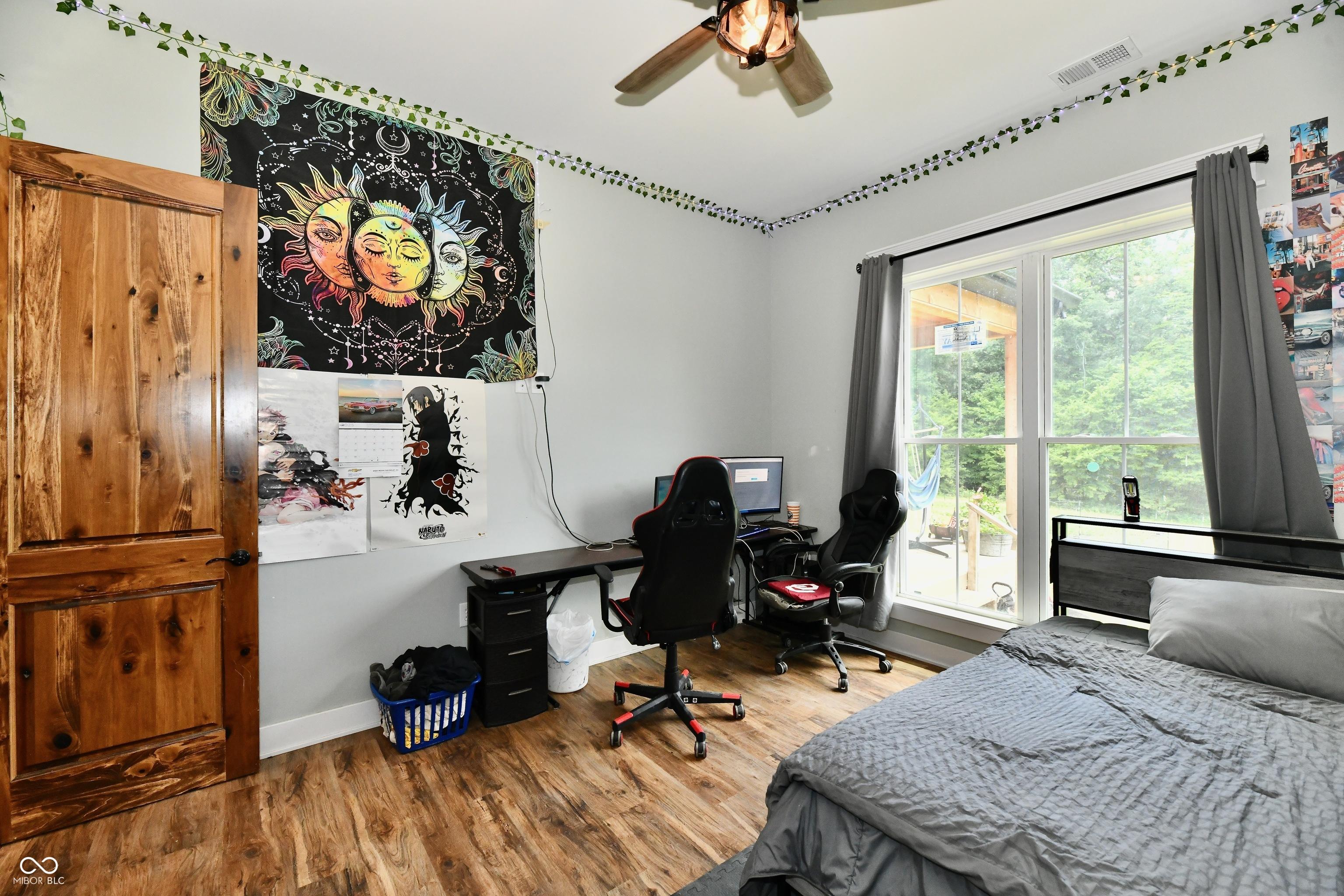 Photo #52