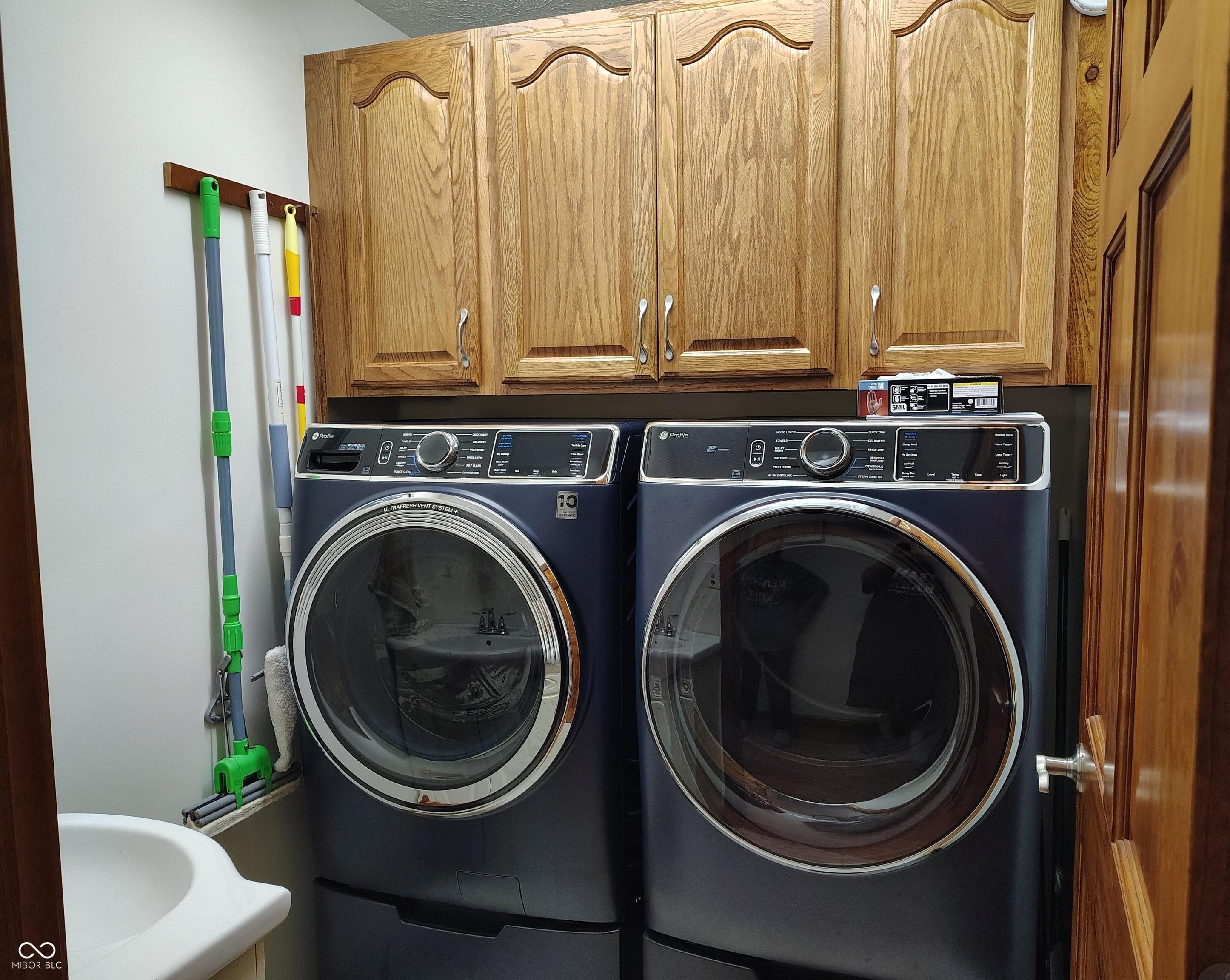 Photo #33