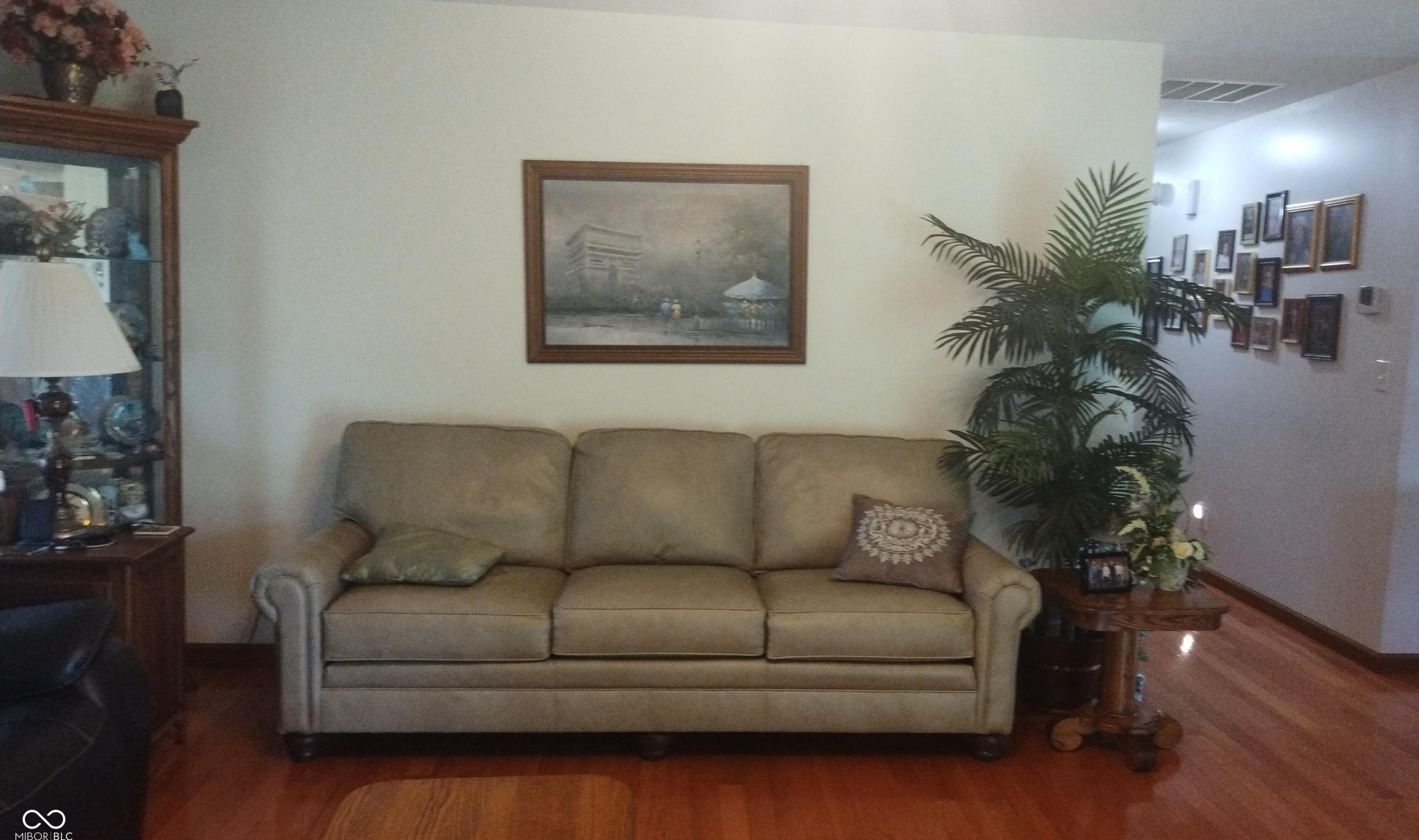 Photo #4