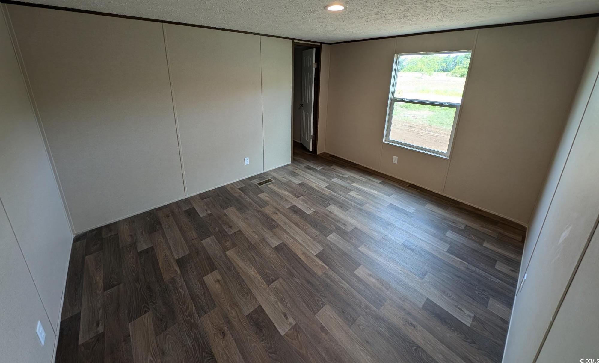 Photo #15