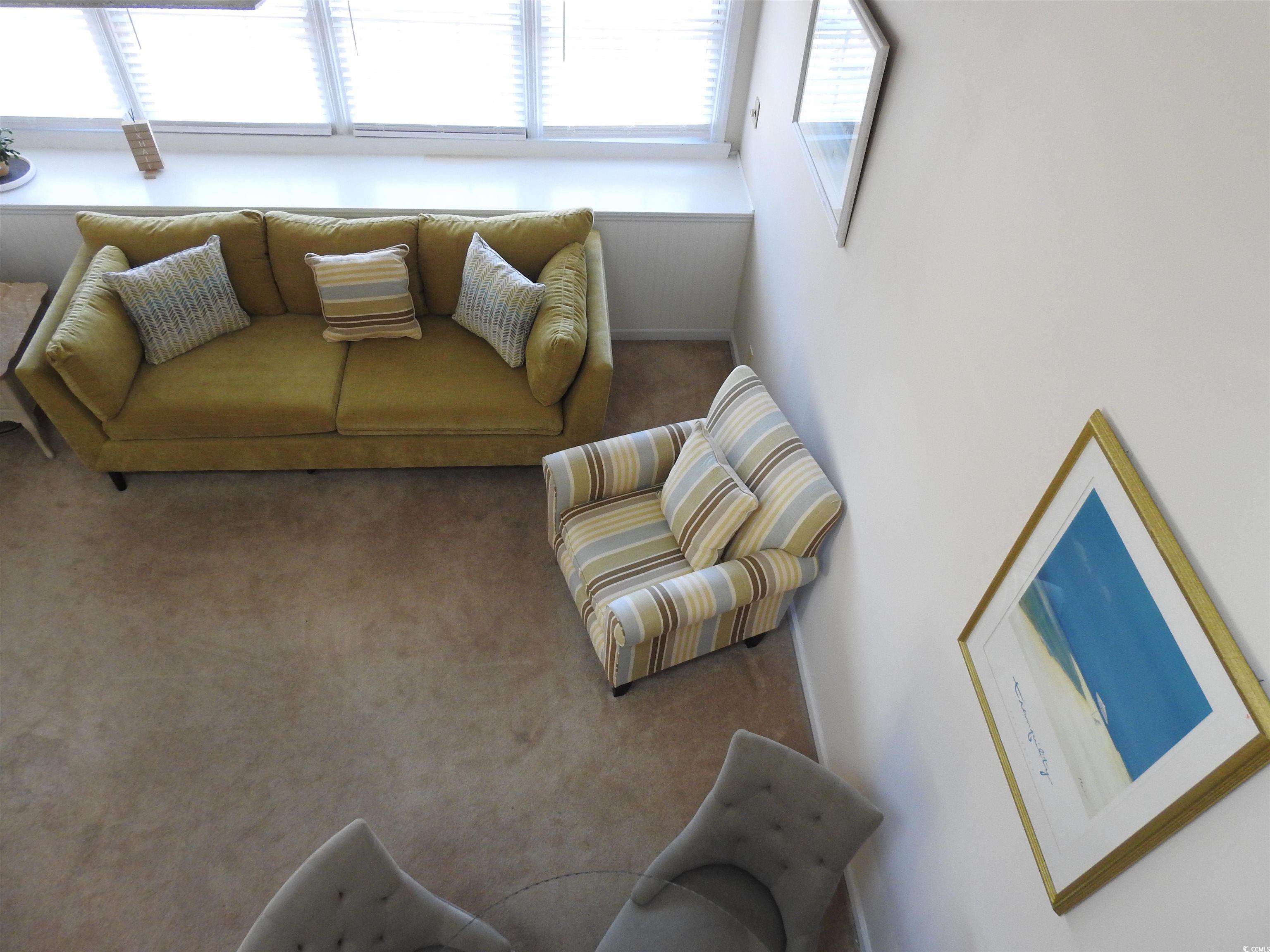 Photo #33
