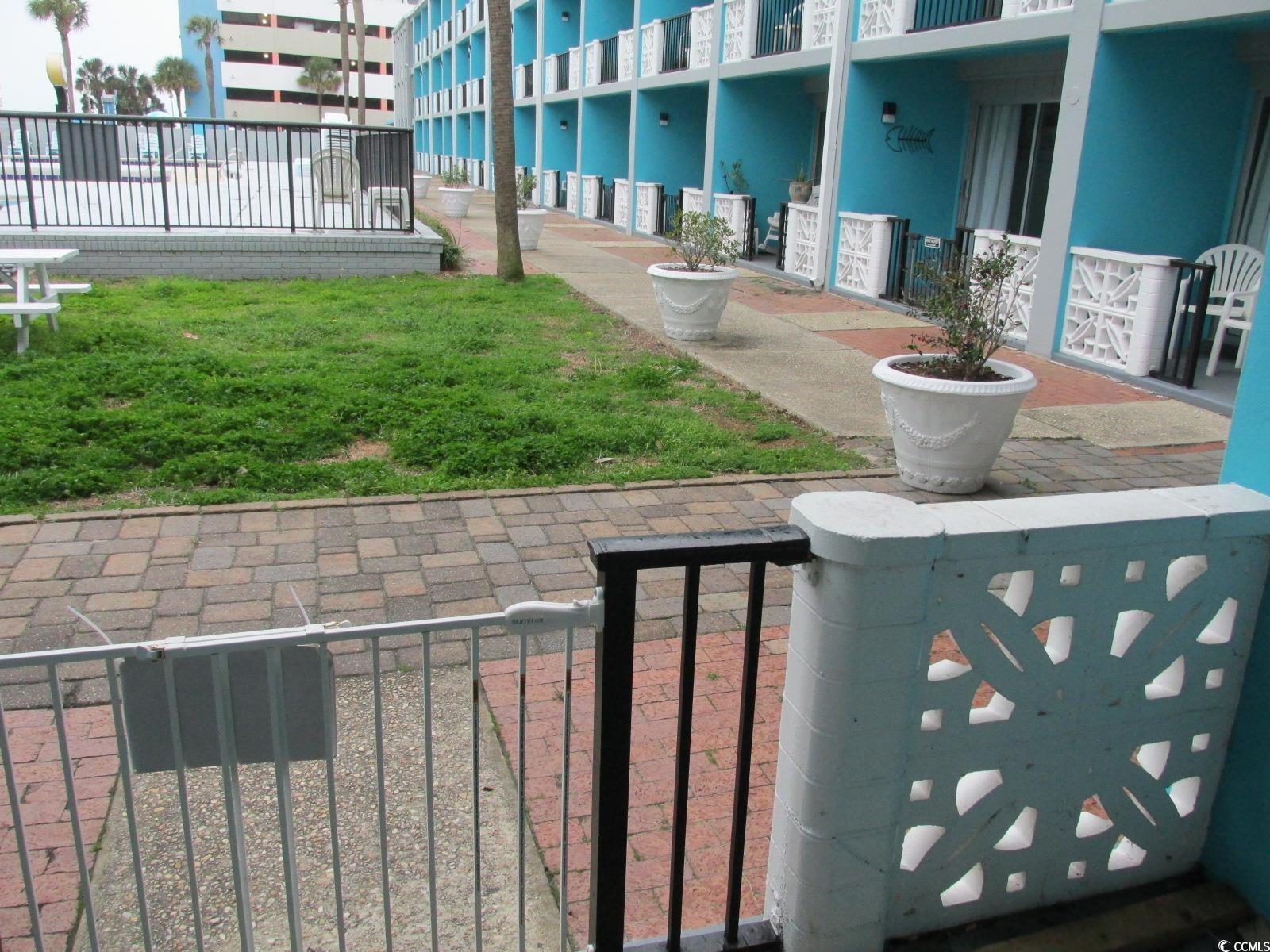 Photo #12