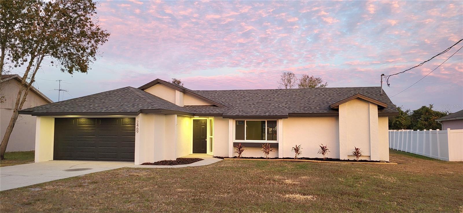 Photo one of 2469 Courtland Blvd Deltona FL 32738 | MLS A4630182