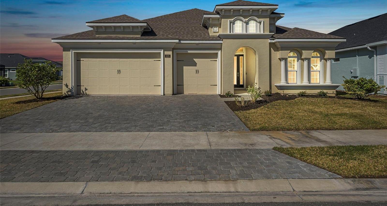 Photo one of 525 Mosaic Blvd Daytona Beach FL 32124 | MLS FC307930