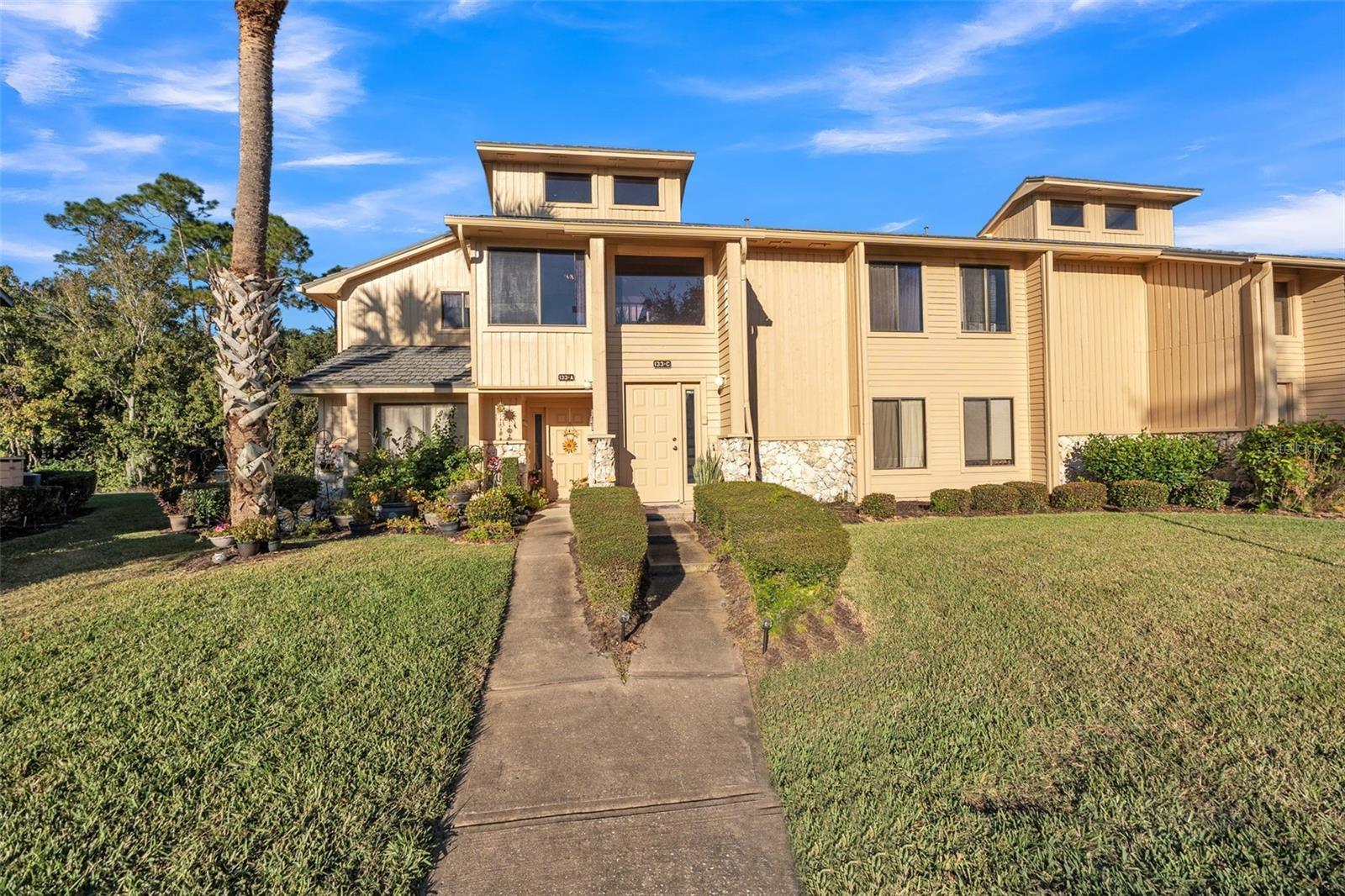 Photo one of 133 Blue Heron Dr # C Daytona Beach FL 32119 | MLS FC309328